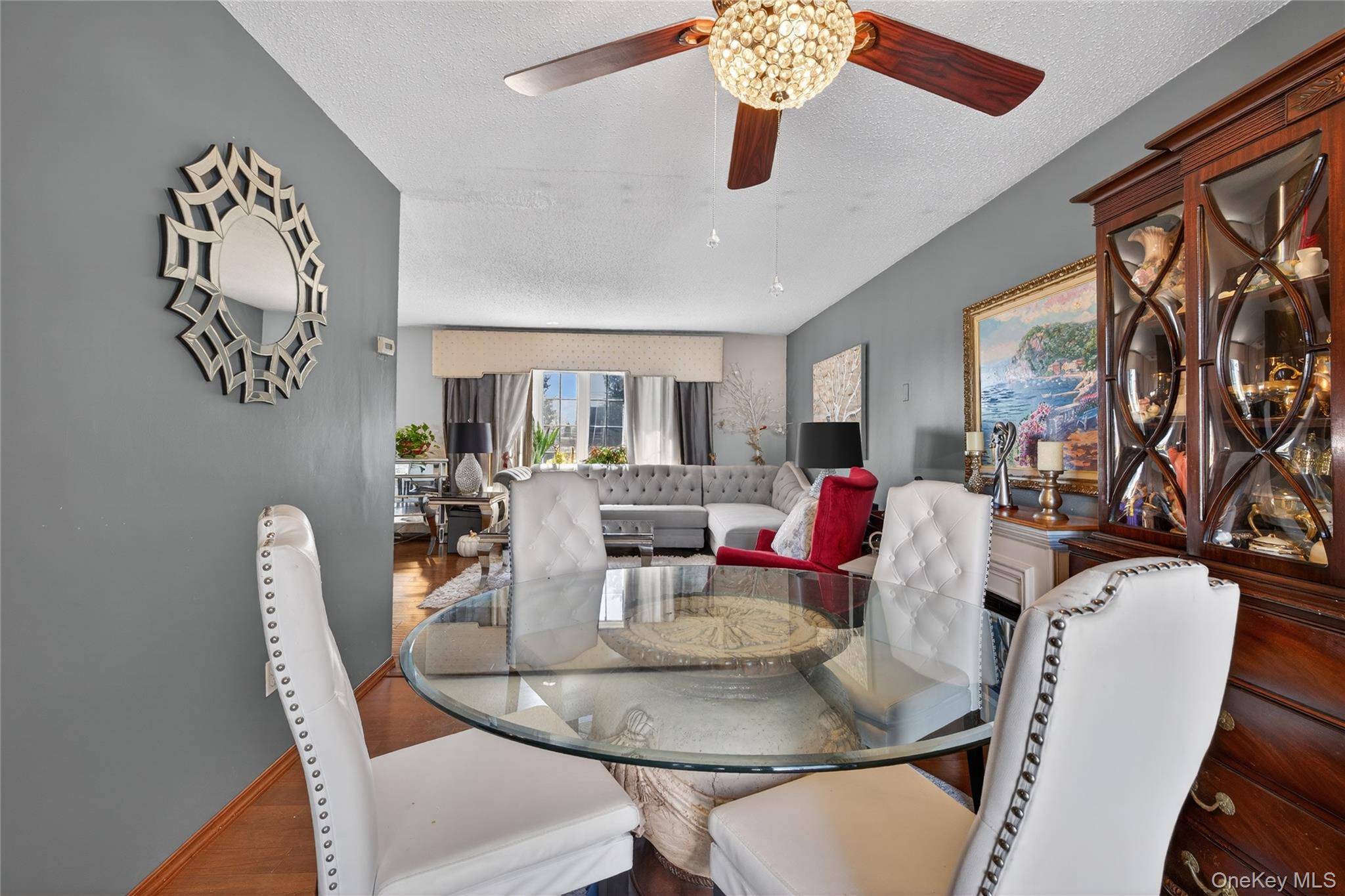 #14 photo, 379 Washington Avenue, ناسو Roosevelt , NY 11575