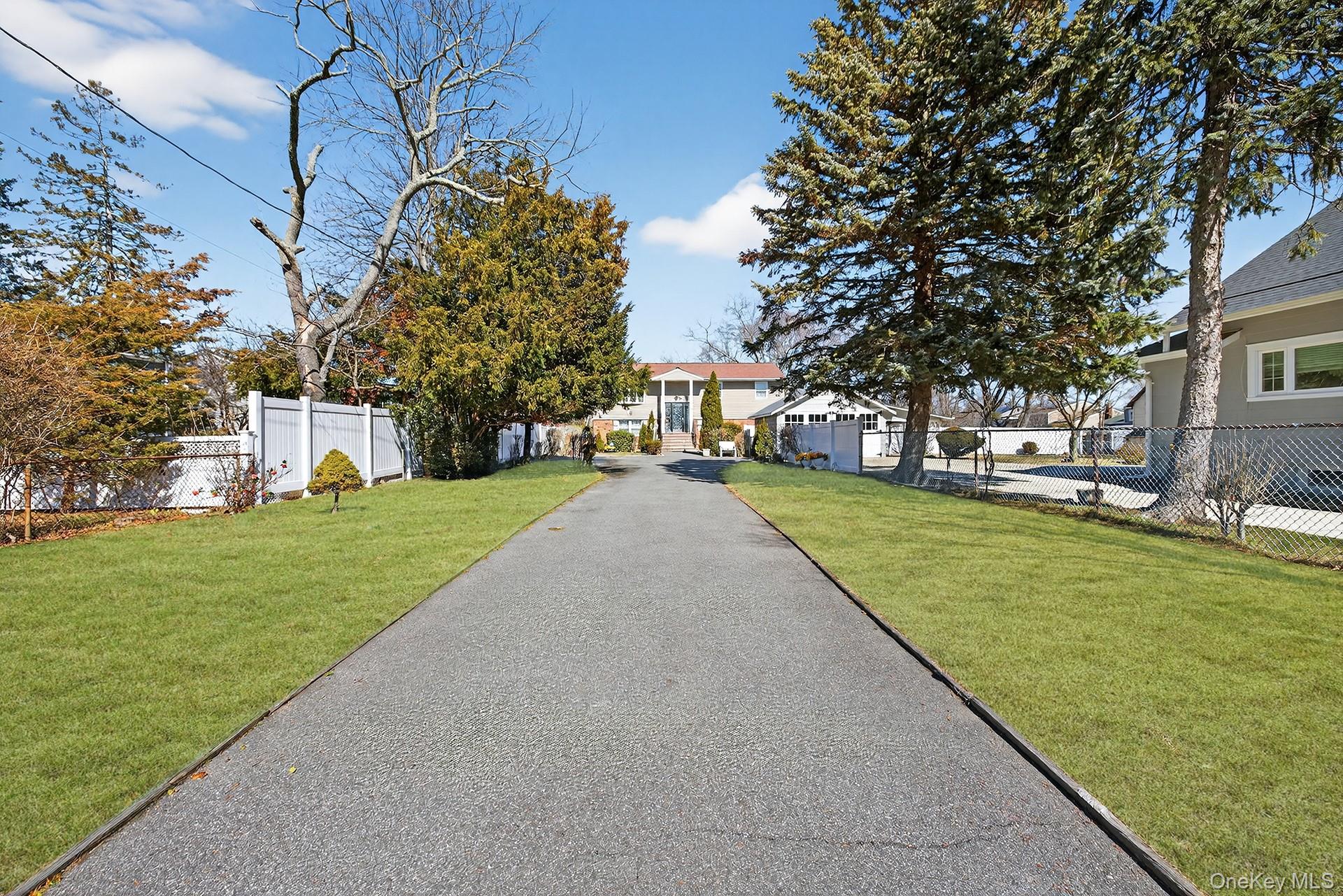 #3 photo, 379 Washington Avenue, ناسو Roosevelt , NY 11575