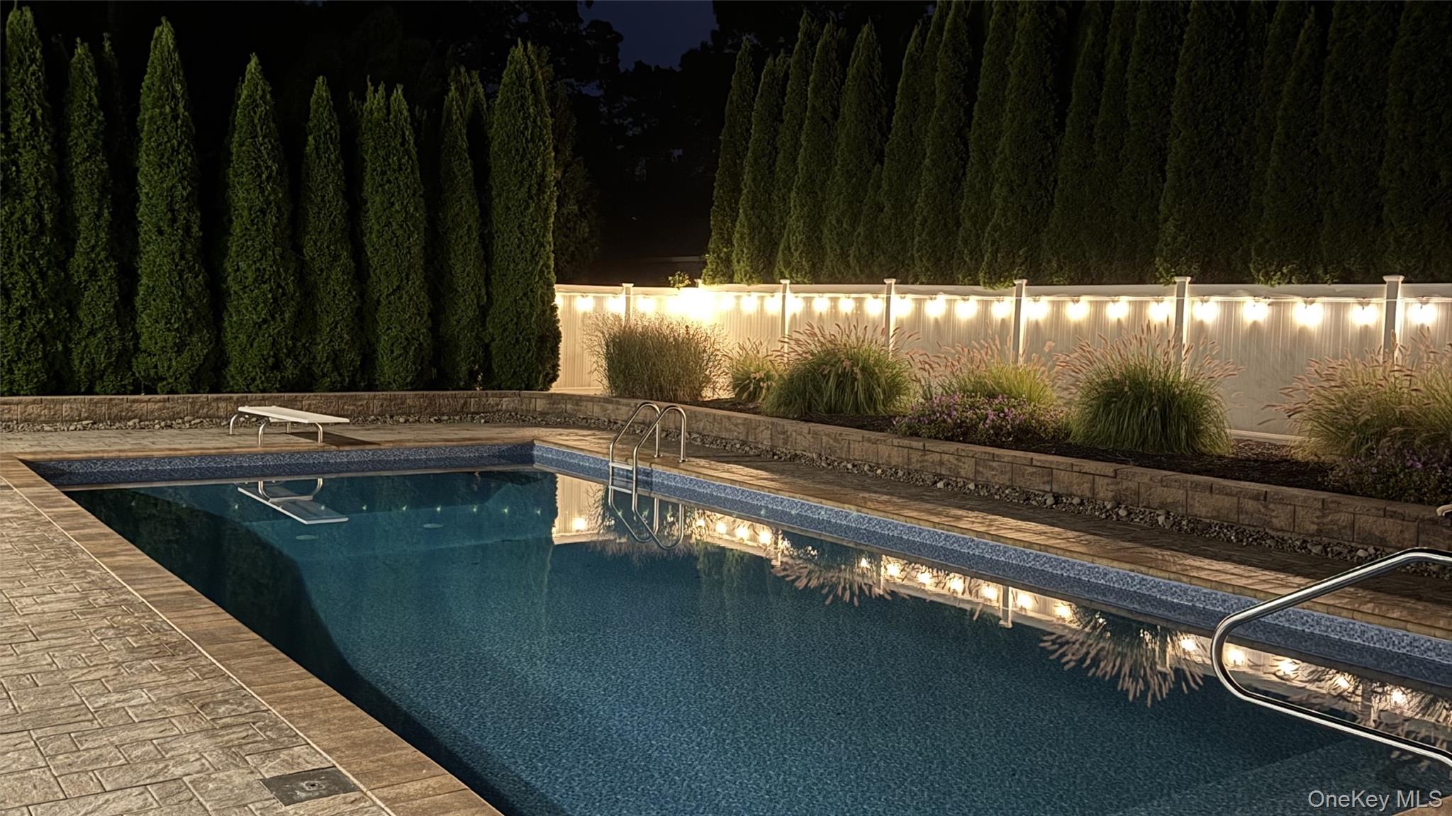 #4 photo, 22 Northumberland Drive, Shoreham , NY 11786