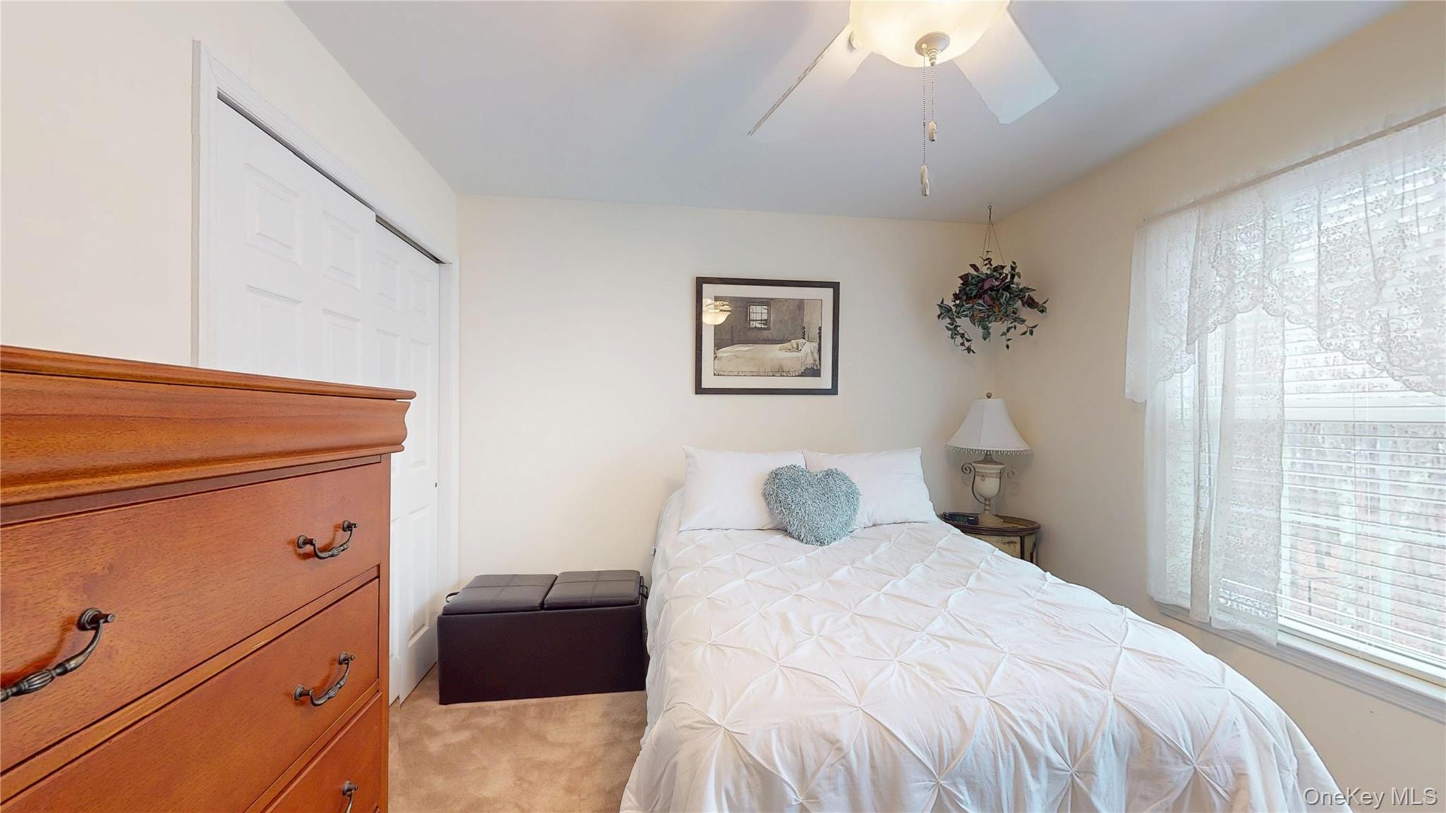 #14 photo, 186 Bernstein Boulevard, সাফোক কাউন্টি Center Moriches , NY 11934