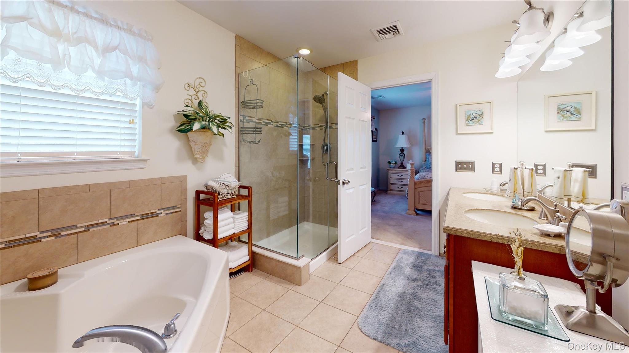 #18 photo, 186 Bernstein Boulevard, সাফোক কাউন্টি Center Moriches , NY 11934