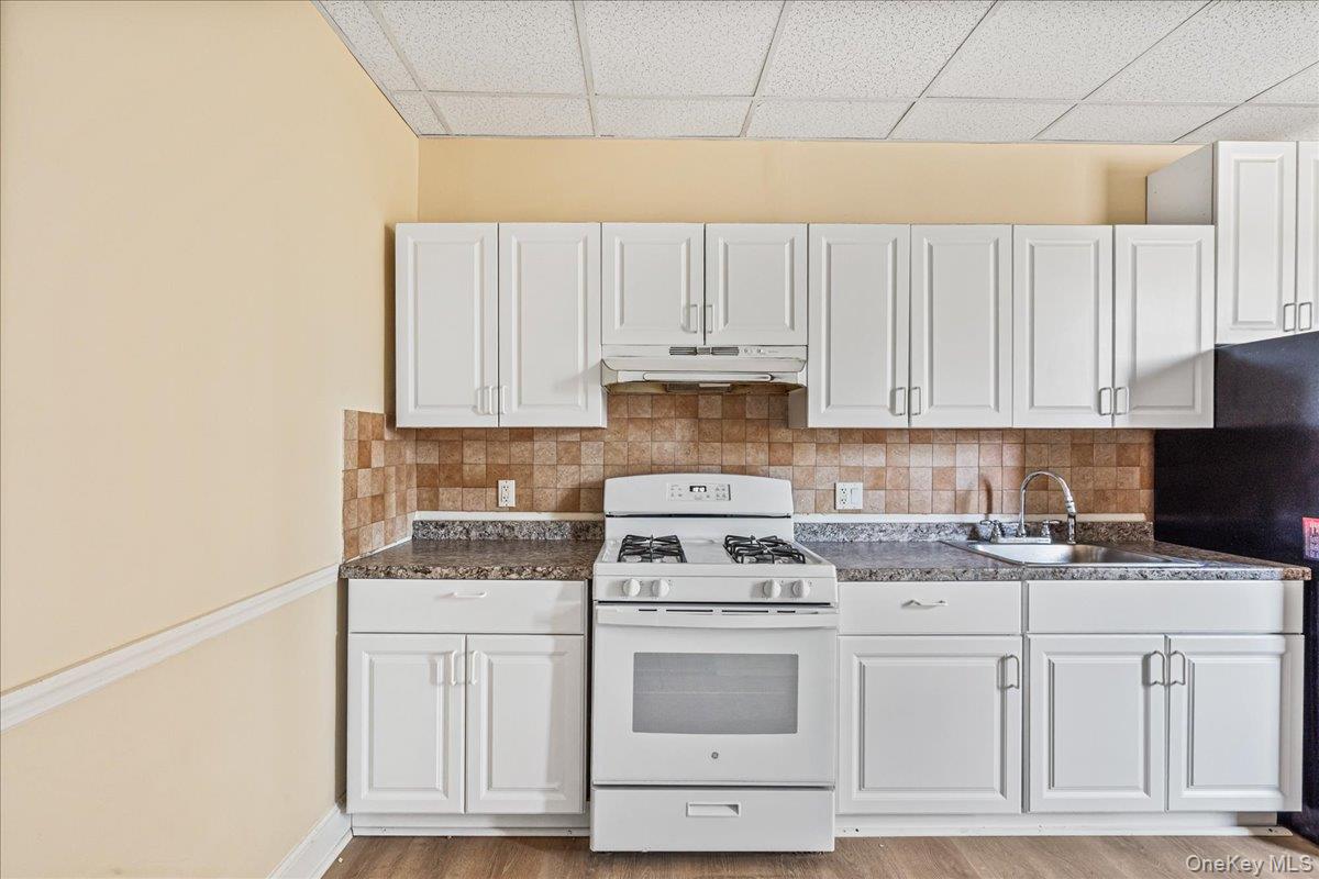 #6 photo, 409 Plandome Road, Нассау ‖ Manhasset , NY 11030