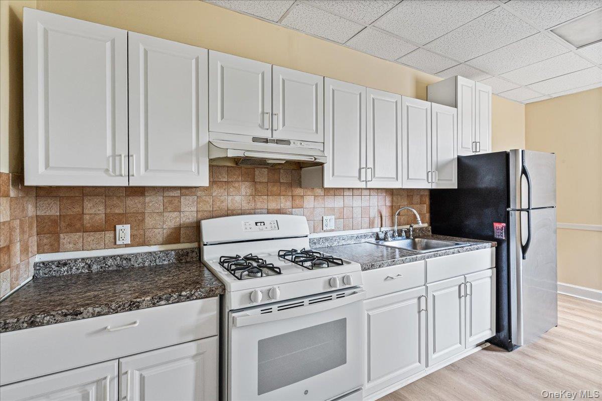 #8 photo, 409 Plandome Road, Нассау ‖ Manhasset , NY 11030