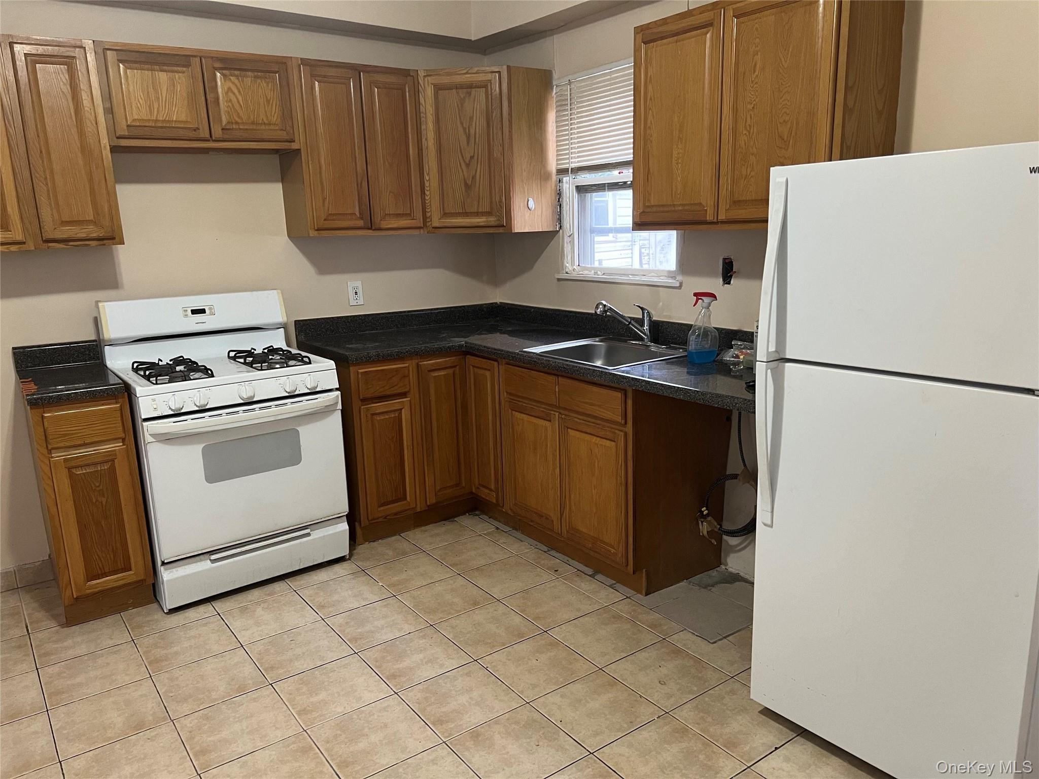 #2 photo, 119-13 18 Avenue, كوينز College Point , NY 11356