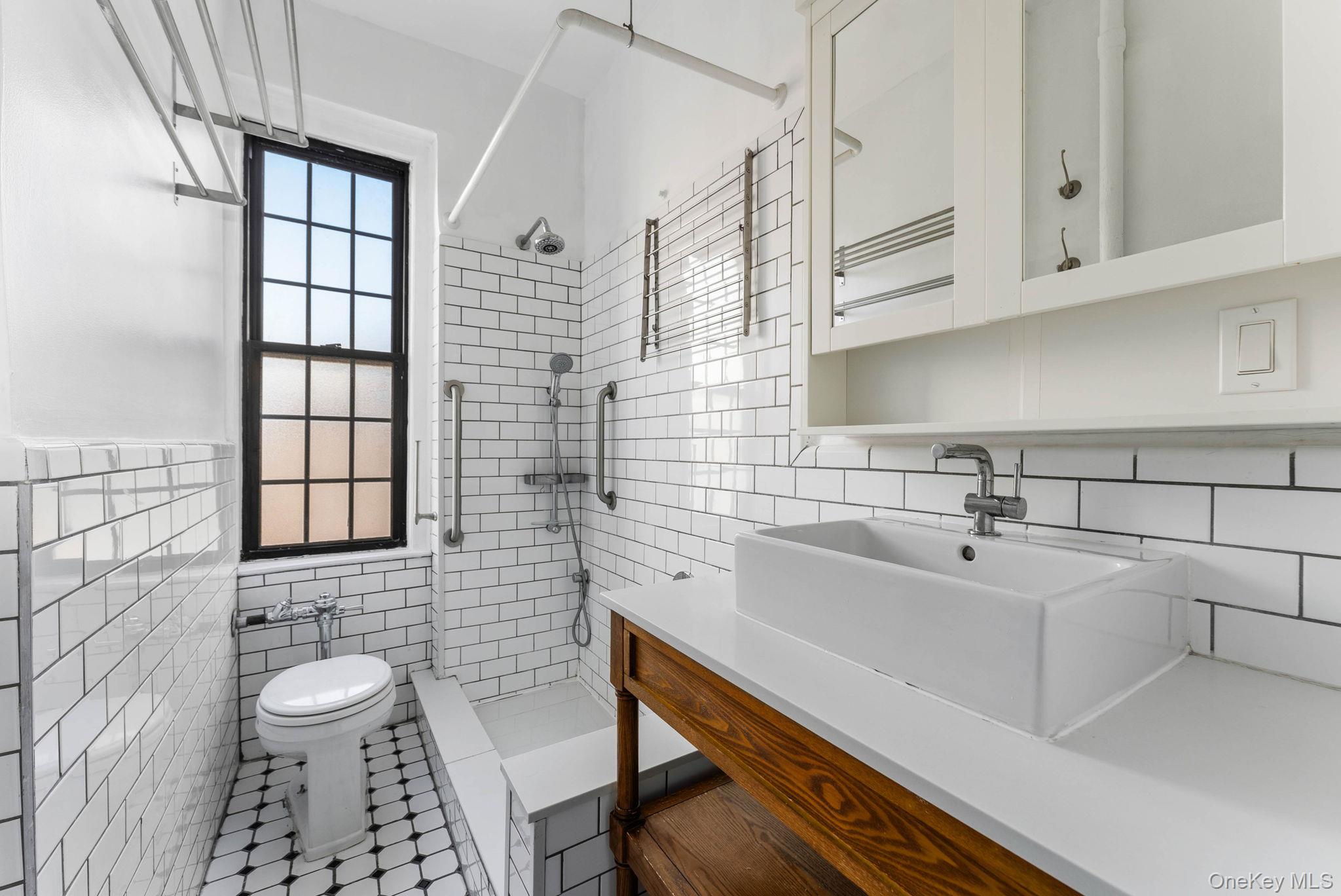 #5 photo, 78 8th Avenue, Brooklyn , NY 11215