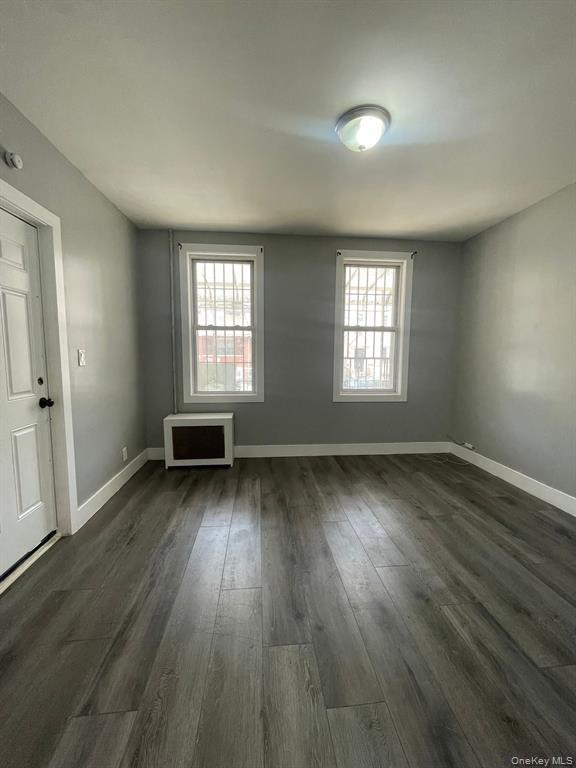 #6 photo, 1038 E 224th Street, Бронкс ‖ Bronx , NY 10466