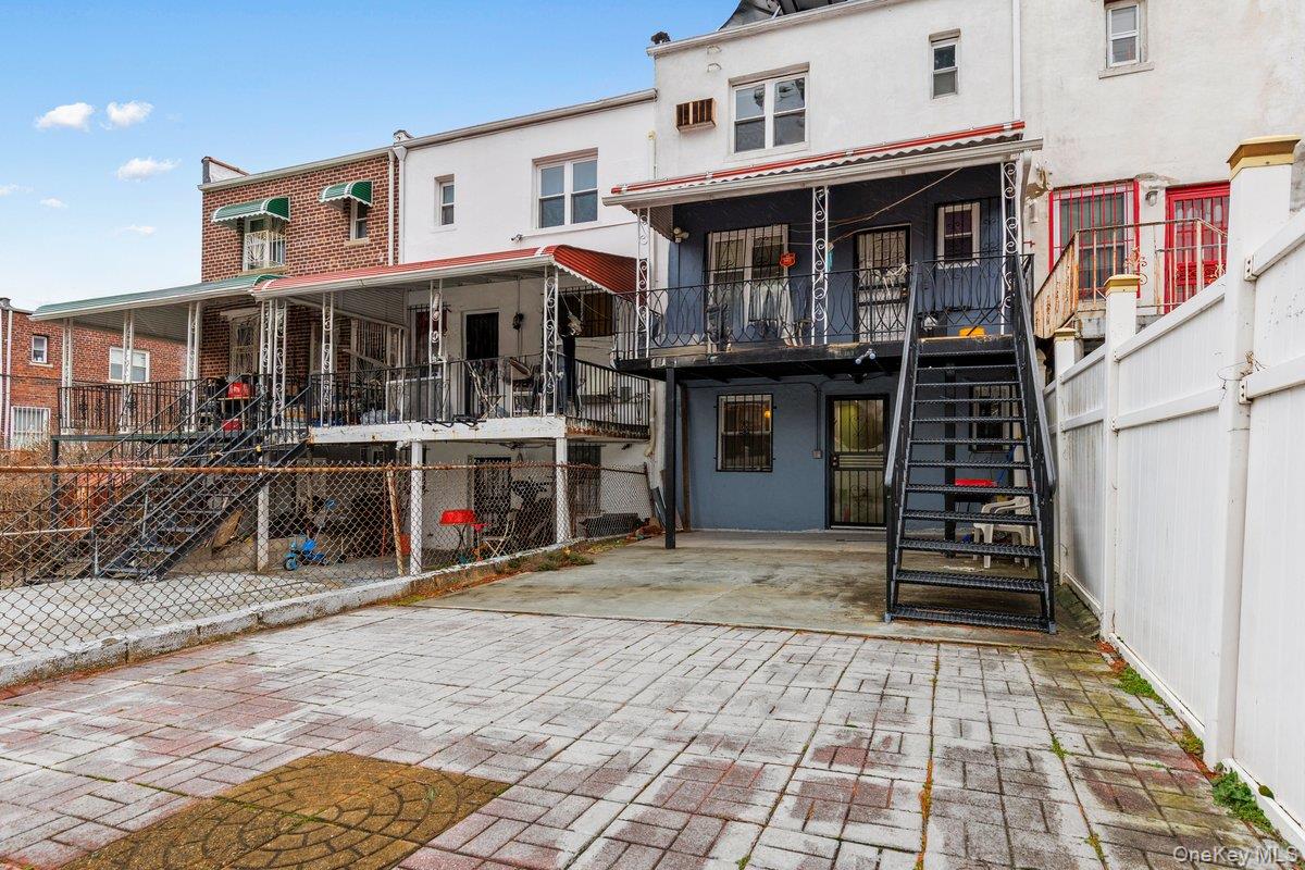 #20 photo, 3241 Colden Avenue, Бронкс ‖ Bronx , NY 10469