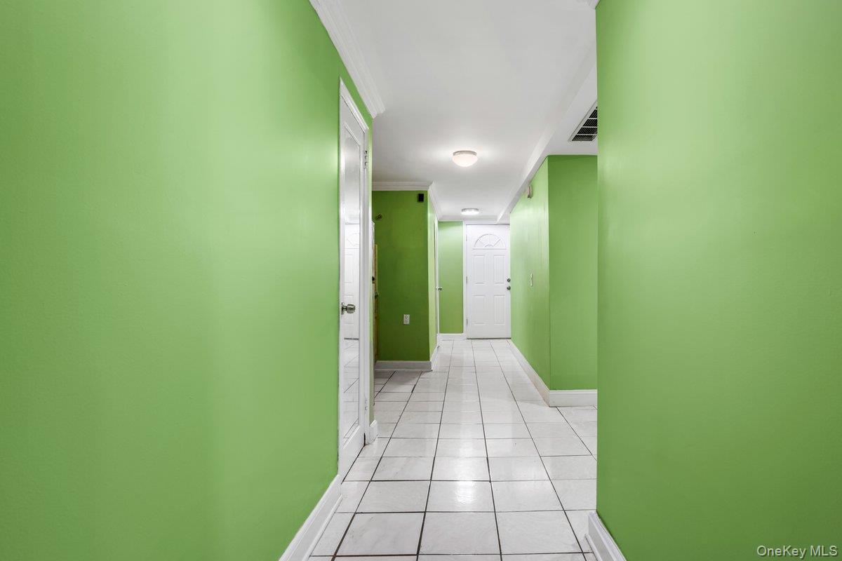 #6 photo, 3241 Colden Avenue, Бронкс ‖ Bronx , NY 10469