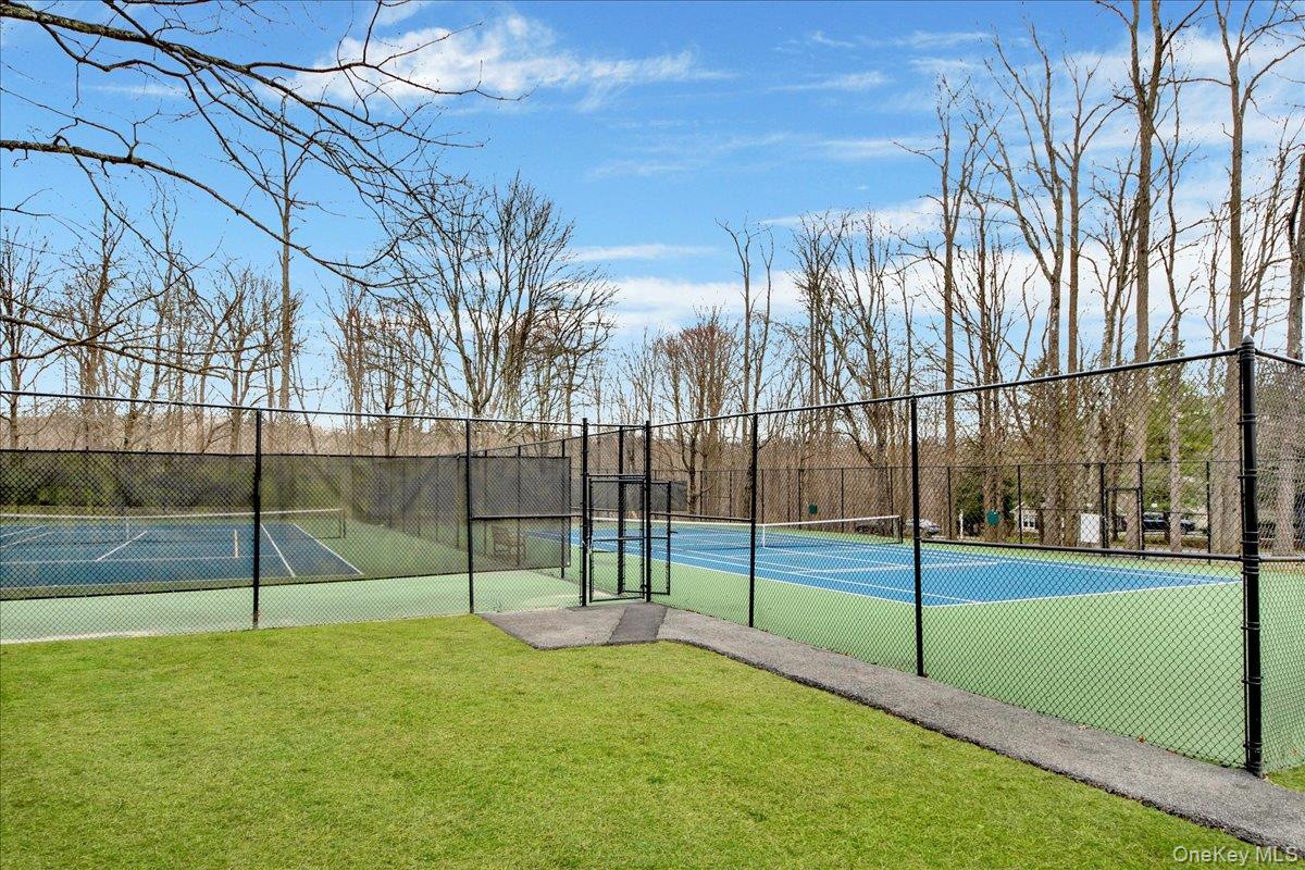 #7 photo, 57 Old Town Crossing, Mount Kisco , NY 10549