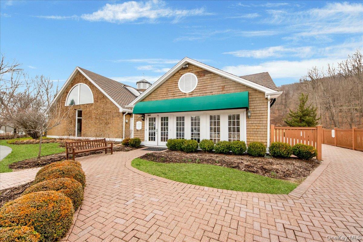 #9 photo, 57 Old Town Crossing, Mount Kisco , NY 10549