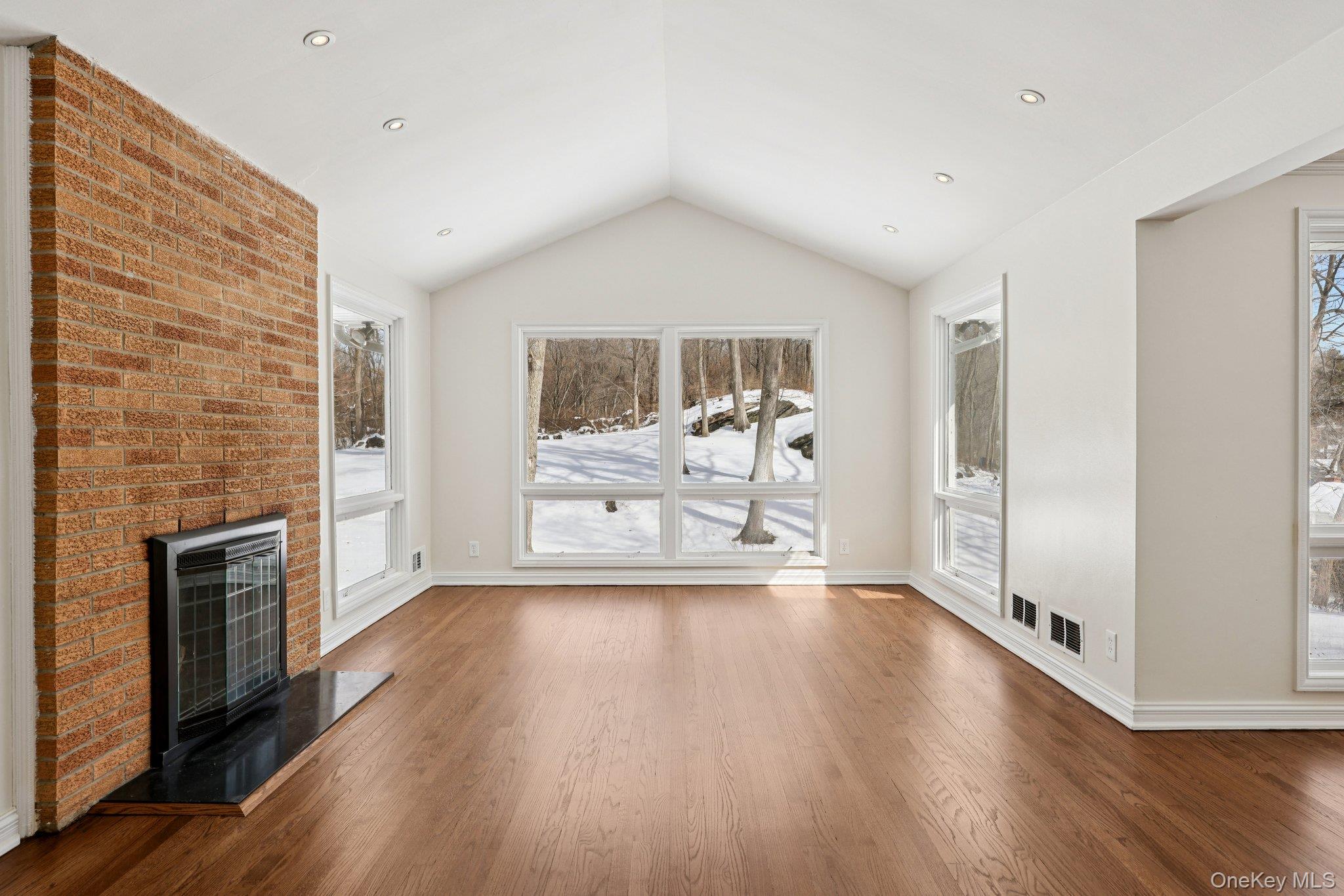 #7 photo, 11 Meadowlark Road, Rye Brook , NY 10573