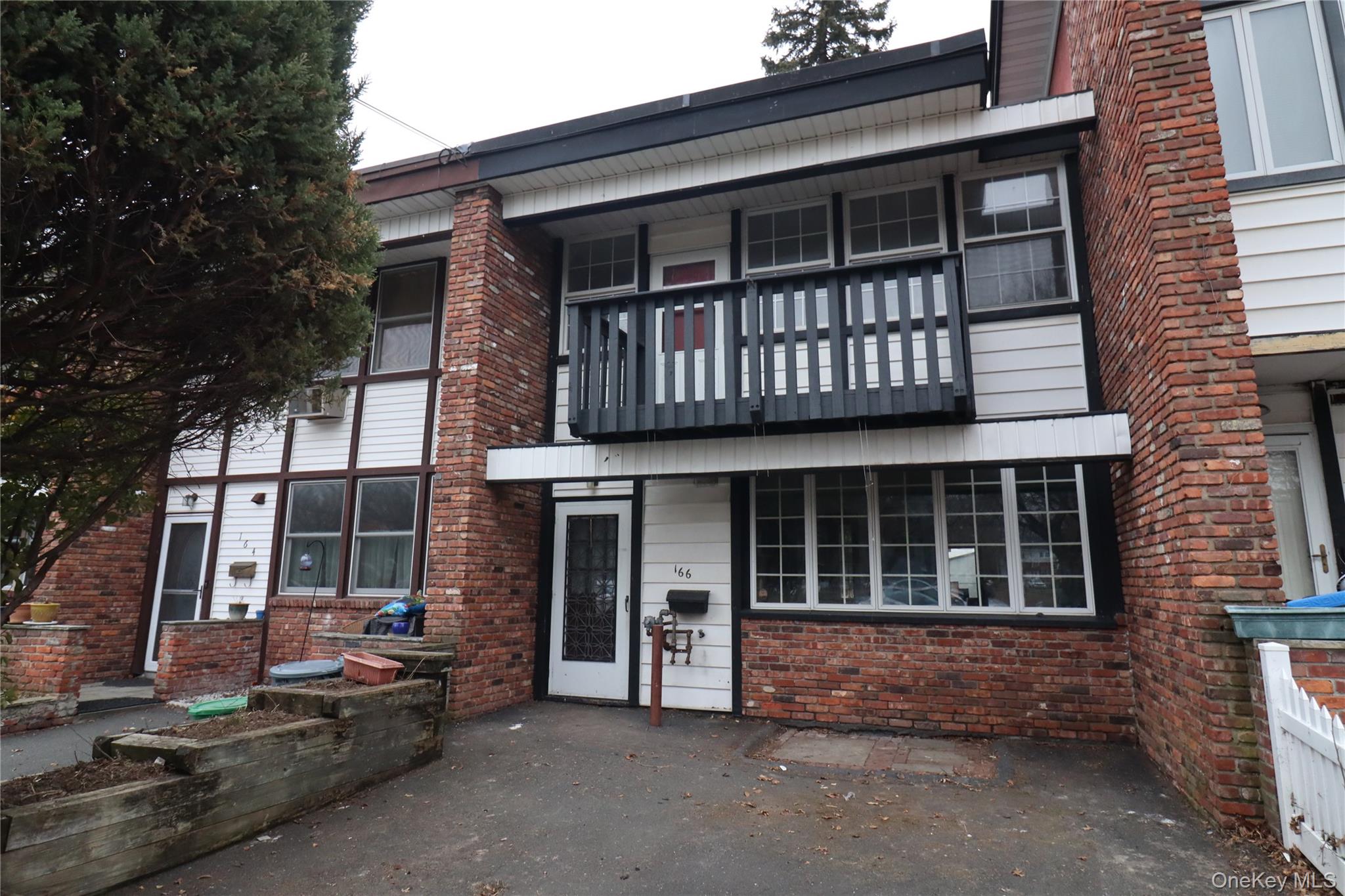 #1 photo, 166 Halgren Crescent, Haverstraw , NY 10927