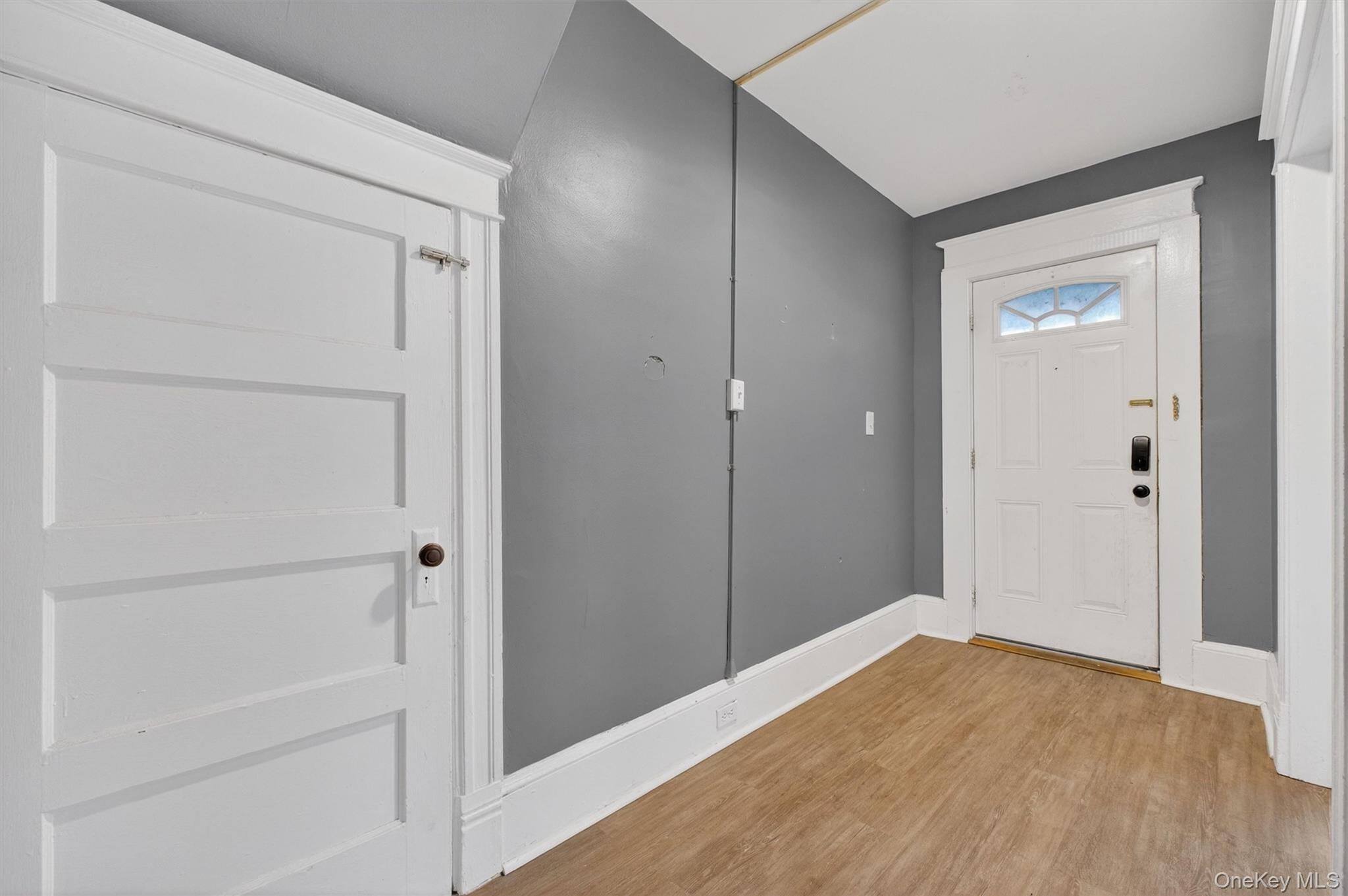 #4 photo, 11 Manitou Avenue, Poughkeepsie , NY 12603