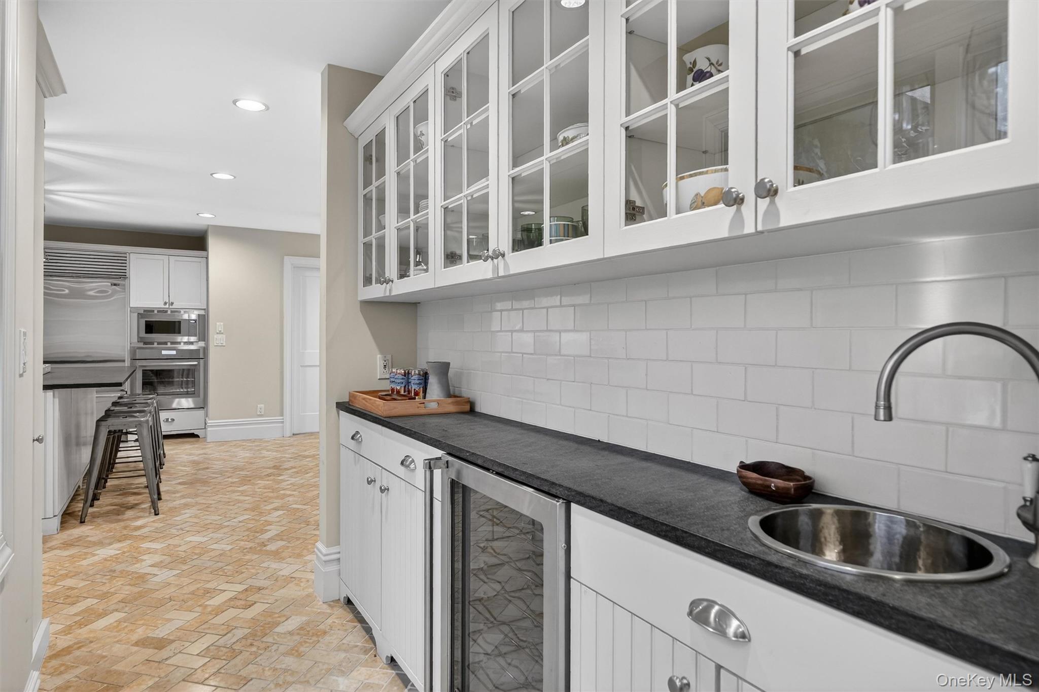 #13 photo, 6 W Sunnyside Lane, Irvington , NY 10533