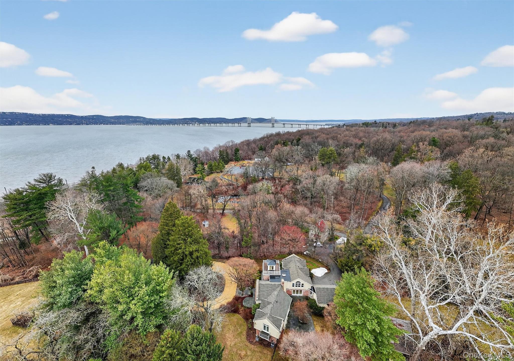 #2 photo, 6 W Sunnyside Lane, Irvington , NY 10533