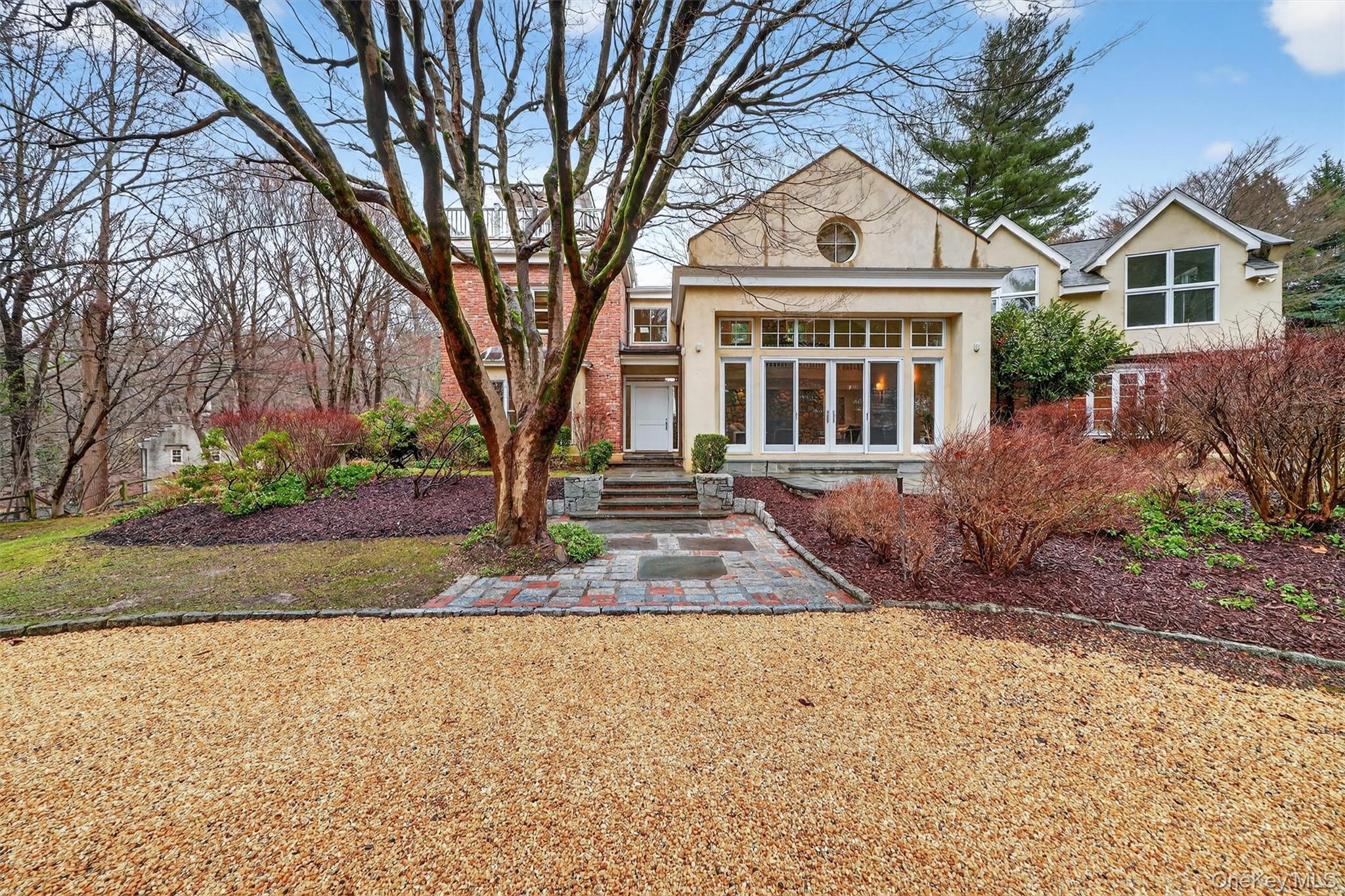 #4 photo, 6 W Sunnyside Lane, Irvington , NY 10533