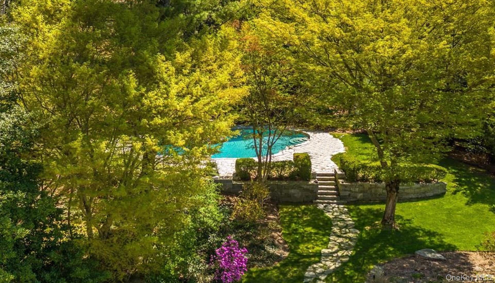 #5 photo, 6 W Sunnyside Lane, Irvington , NY 10533