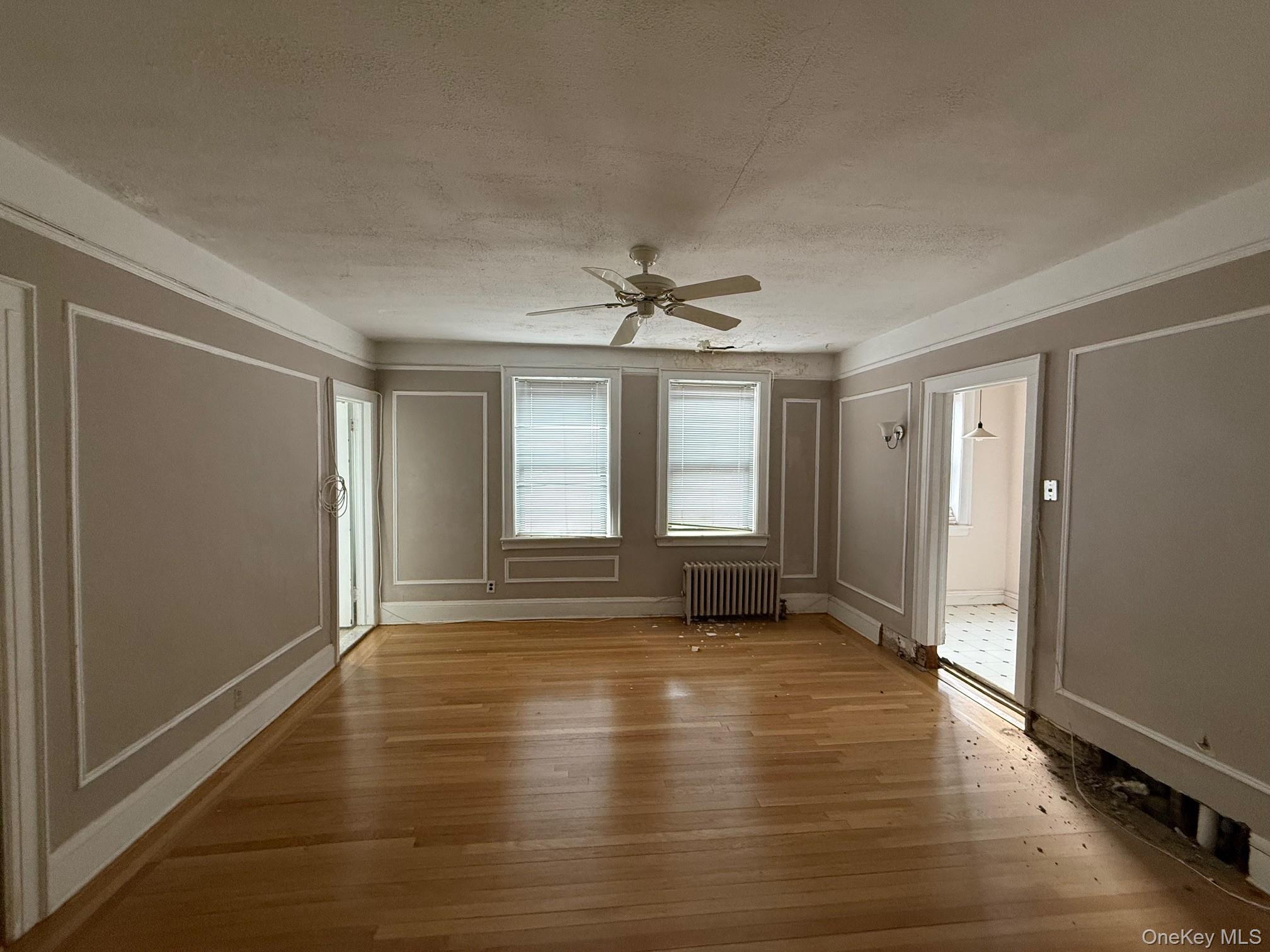 #10 photo, 222 7th Street, Garden City , NY 11530