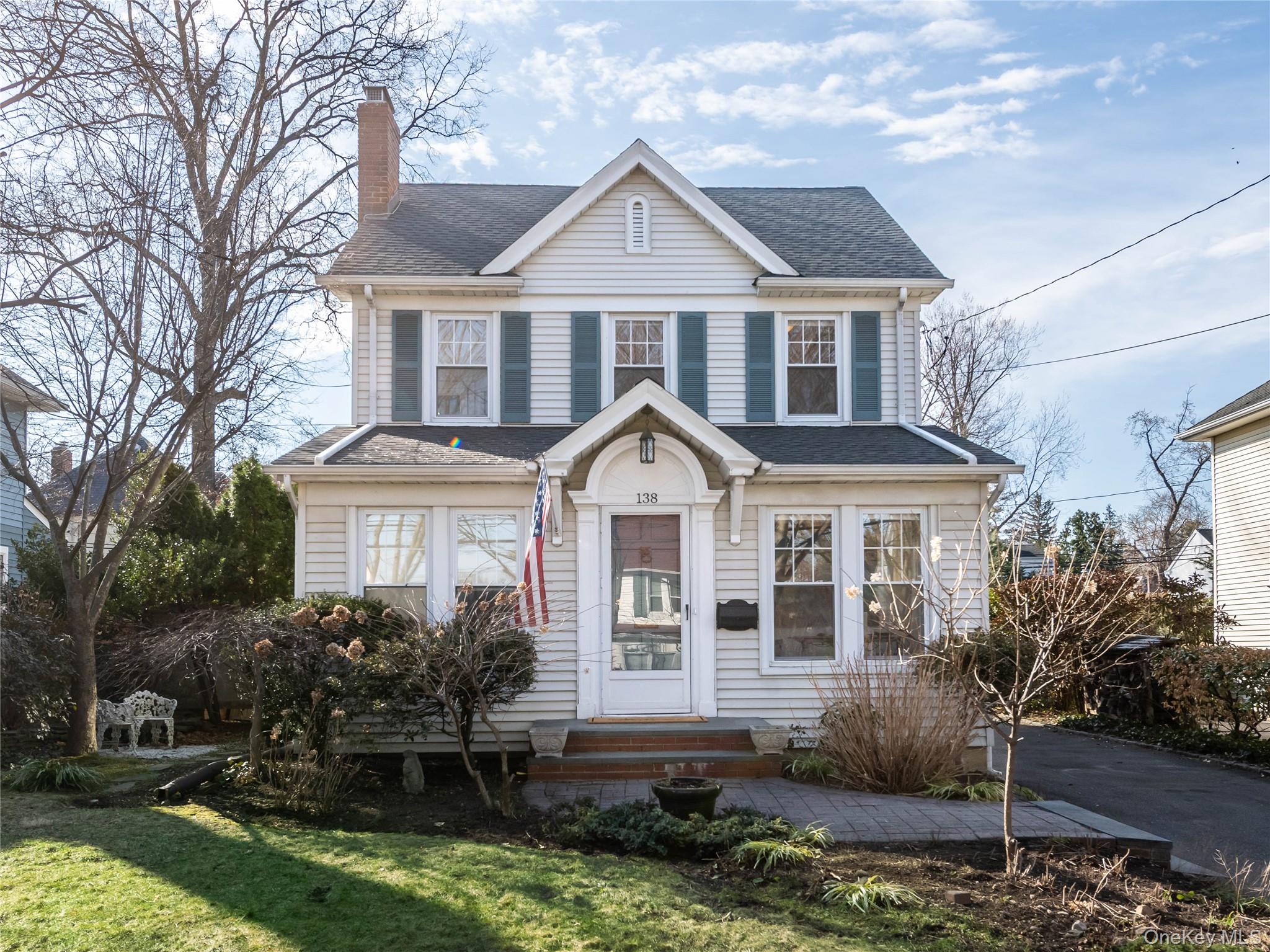 #1 photo, 138 Hillcrest Avenue, ناسو Manhasset , NY 11030