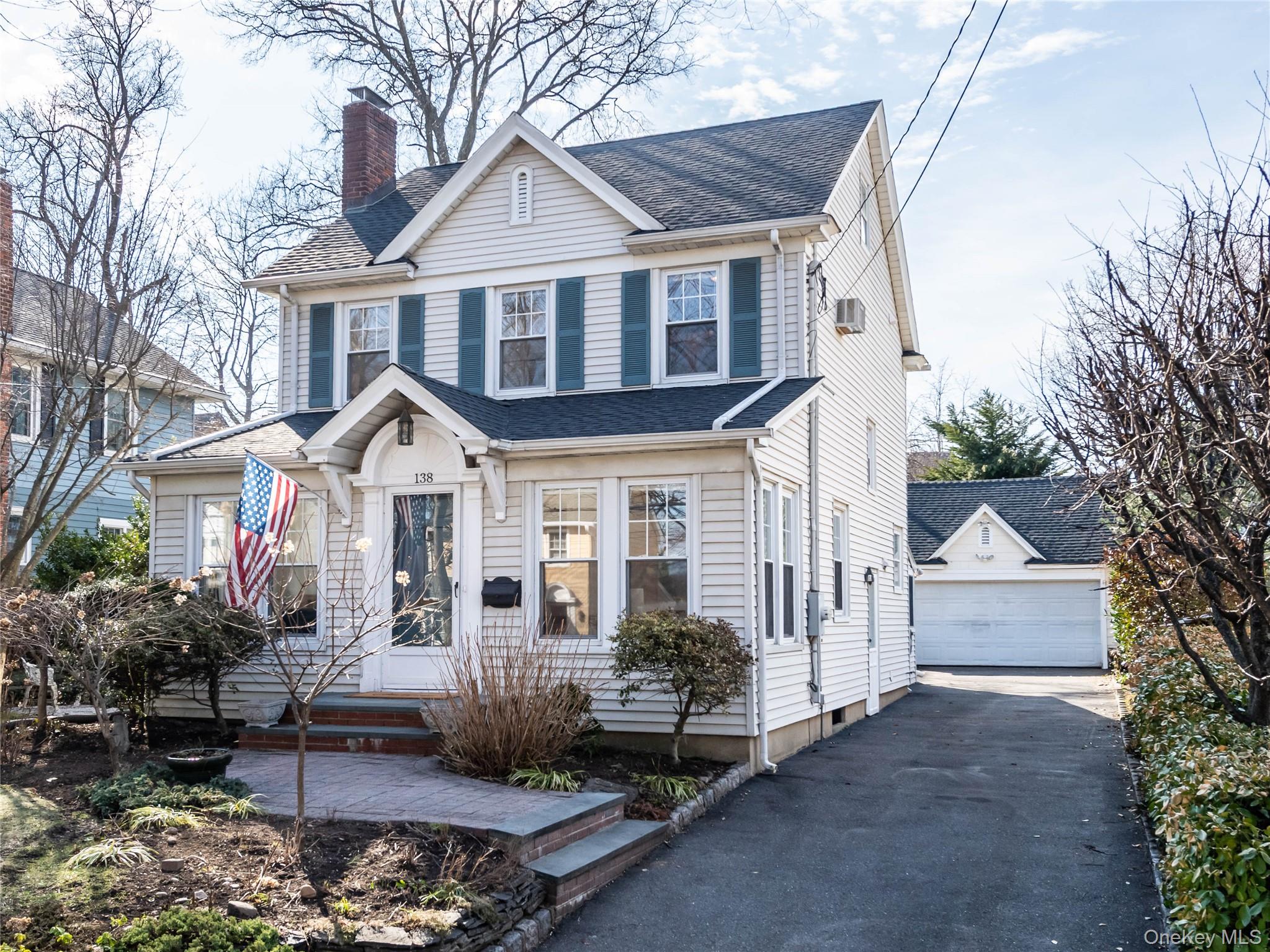 #2 photo, 138 Hillcrest Avenue, ناسو Manhasset , NY 11030