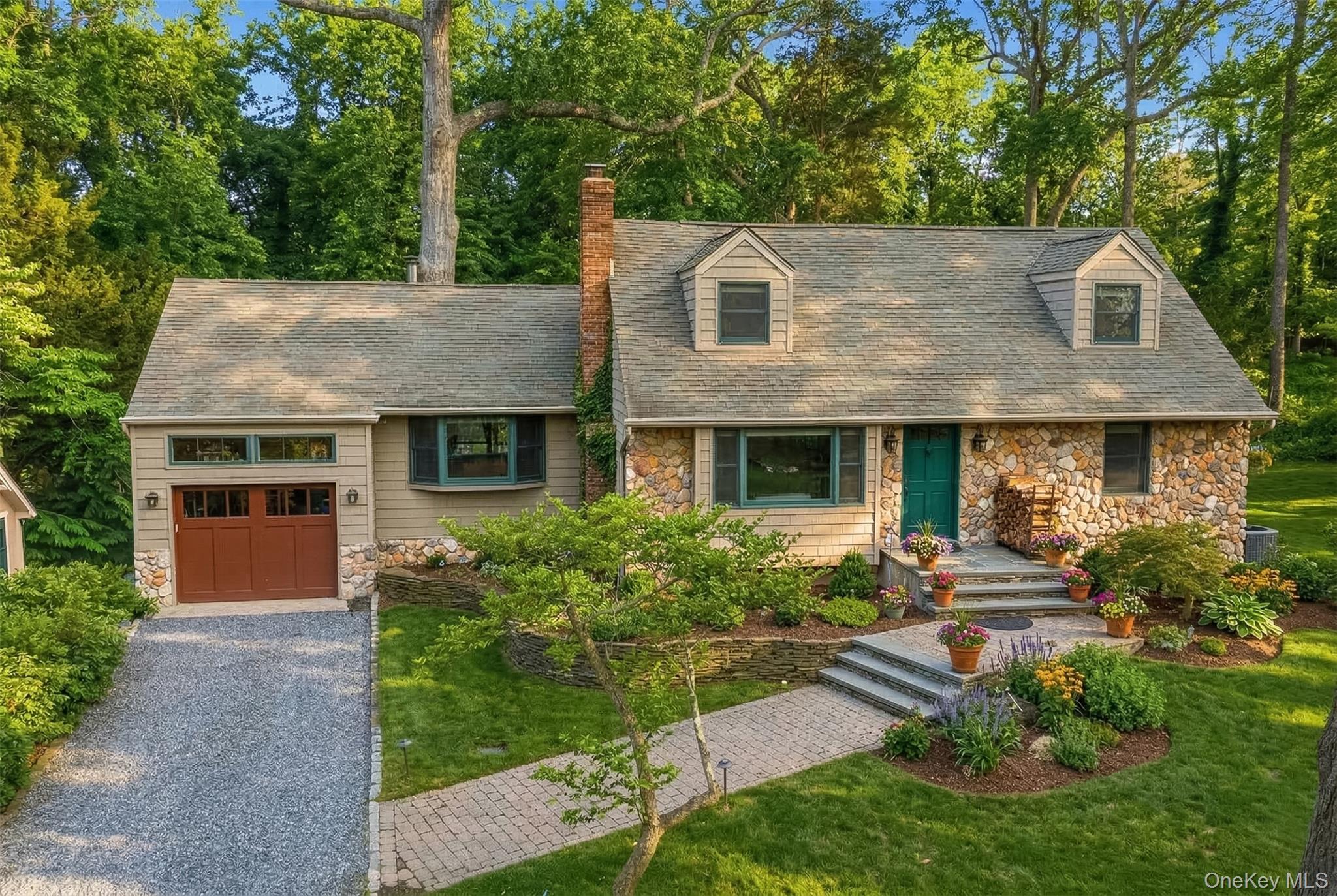 #1 photo, 5 Cherrylawn Lane, מחוז סאפוק Northport , NY 11768