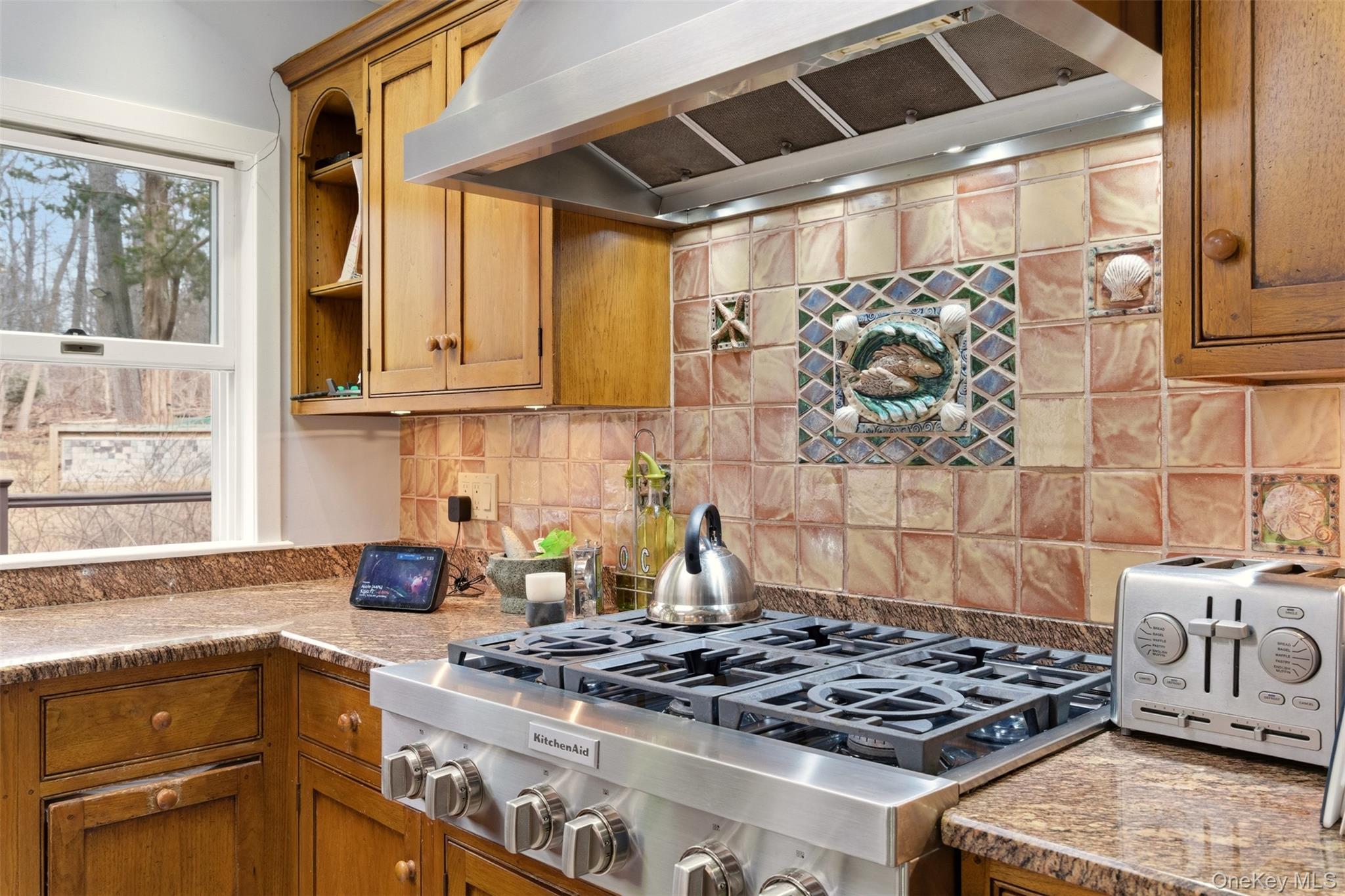 #13 photo, 5 Cherrylawn Lane, מחוז סאפוק Northport , NY 11768