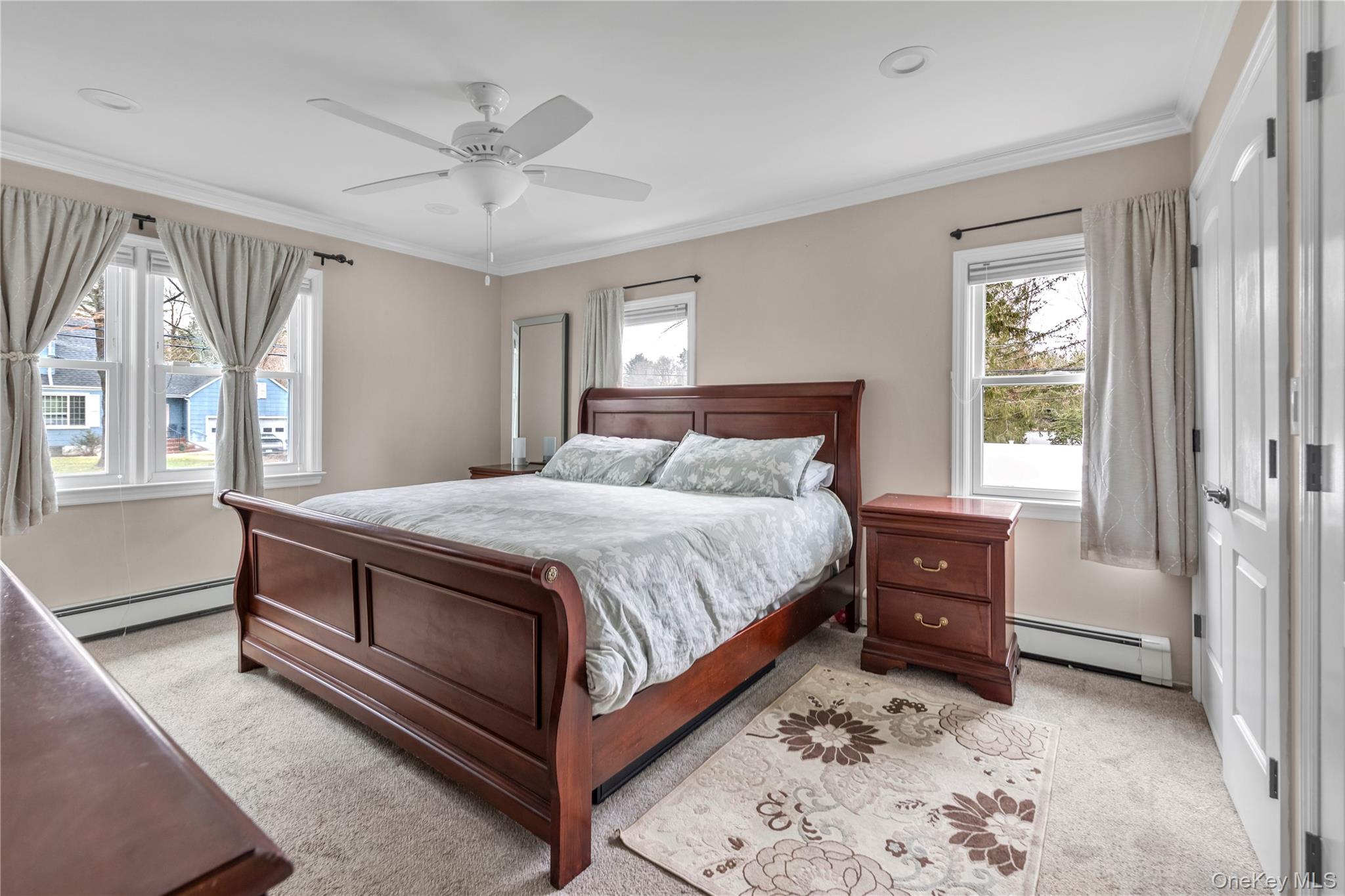 #12 photo, 19 Alyssum Avenue, Huntington , NY 11743