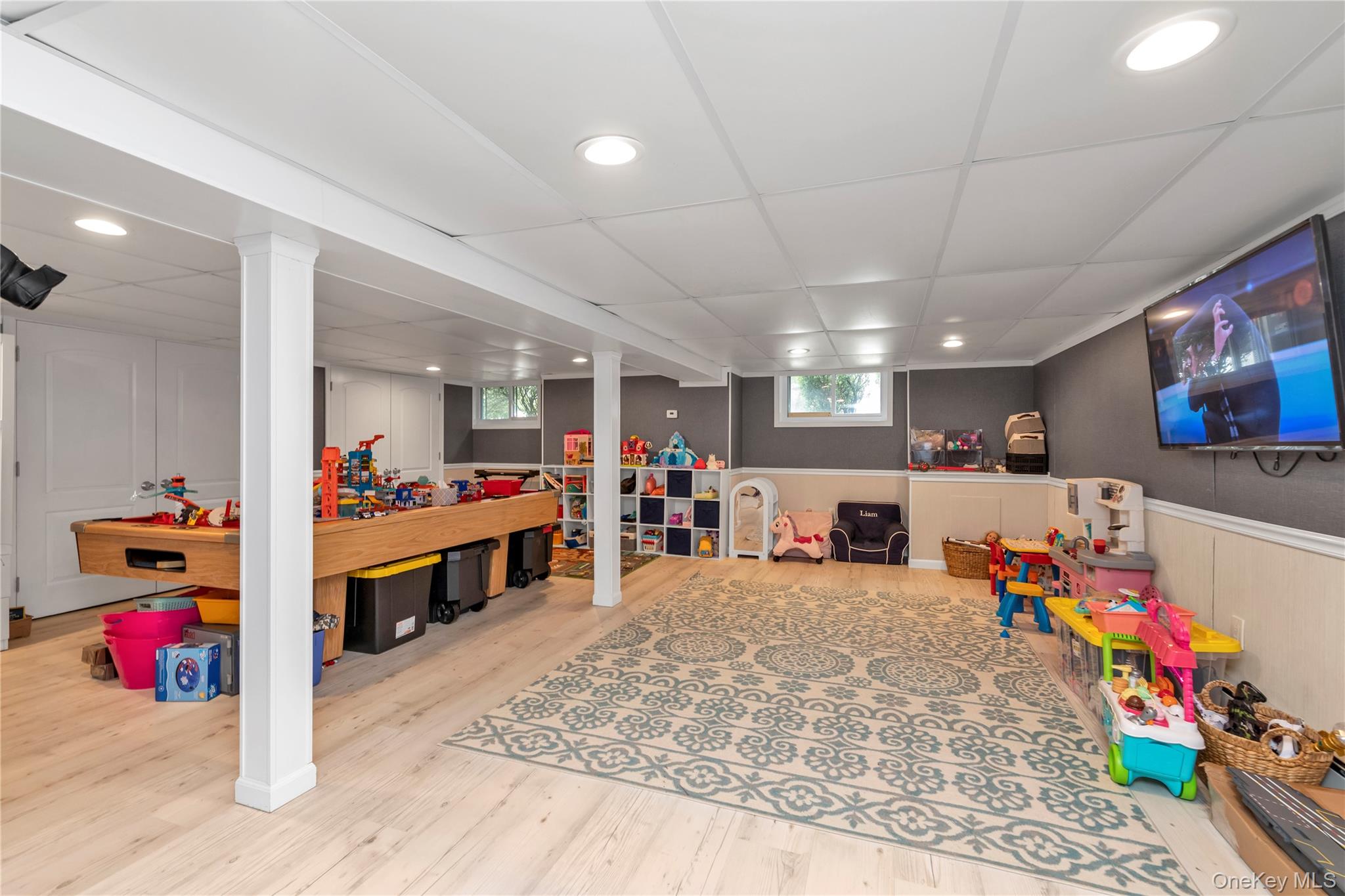 #17 photo, 19 Alyssum Avenue, Huntington , NY 11743