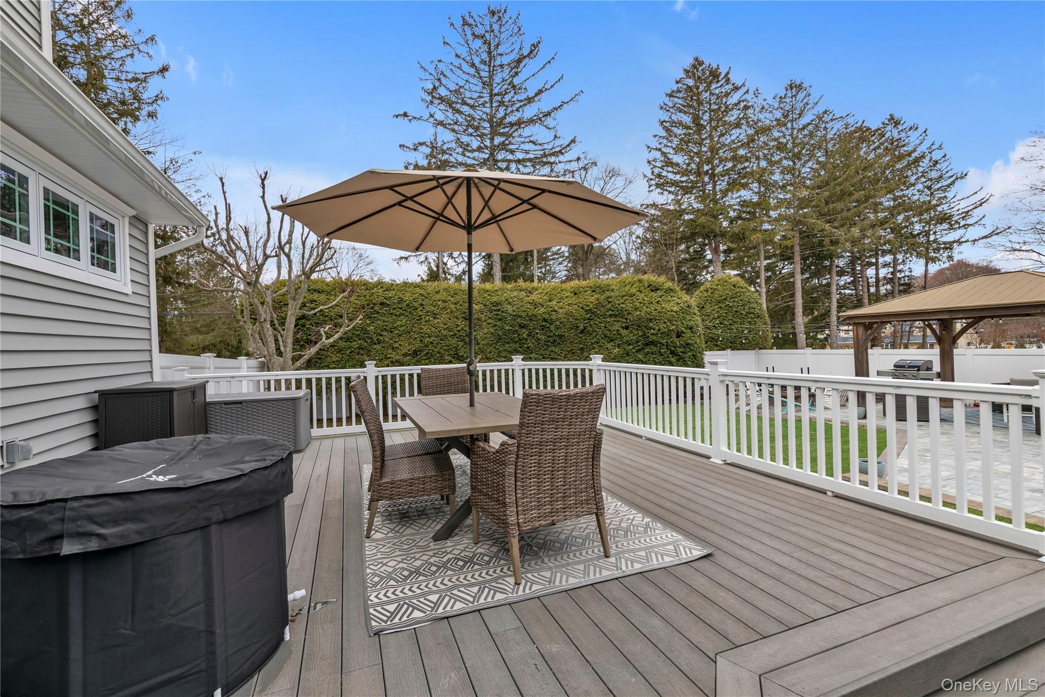 #20 photo, 19 Alyssum Avenue, Huntington , NY 11743