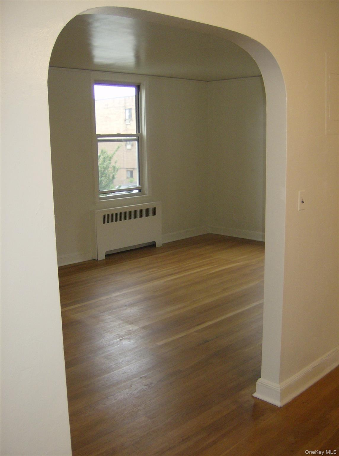 #8 photo, 38-24 213th Street, 皇后區 貝塞 Bayside , NY 11361