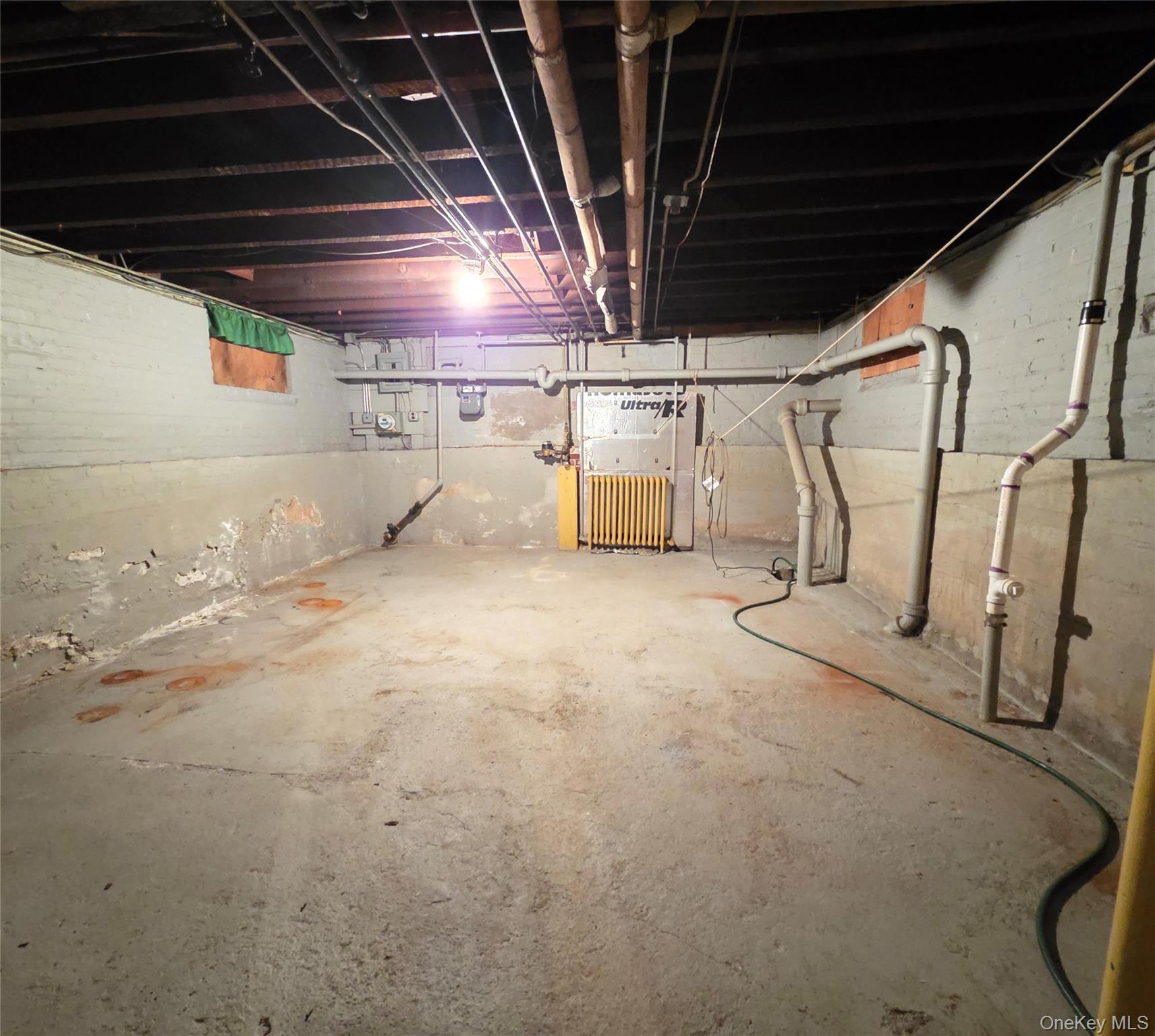 #9 photo, 242 Graff Avenue, 브롱크스 Bronx , NY 10465