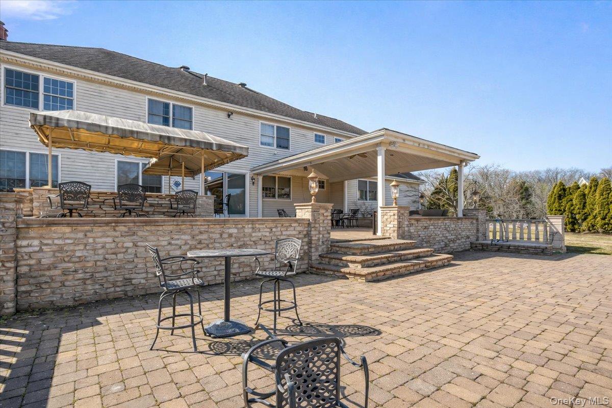 #20 photo, 22 Turnberry Court, サフォーク郡 Dix Hills , NY 11746