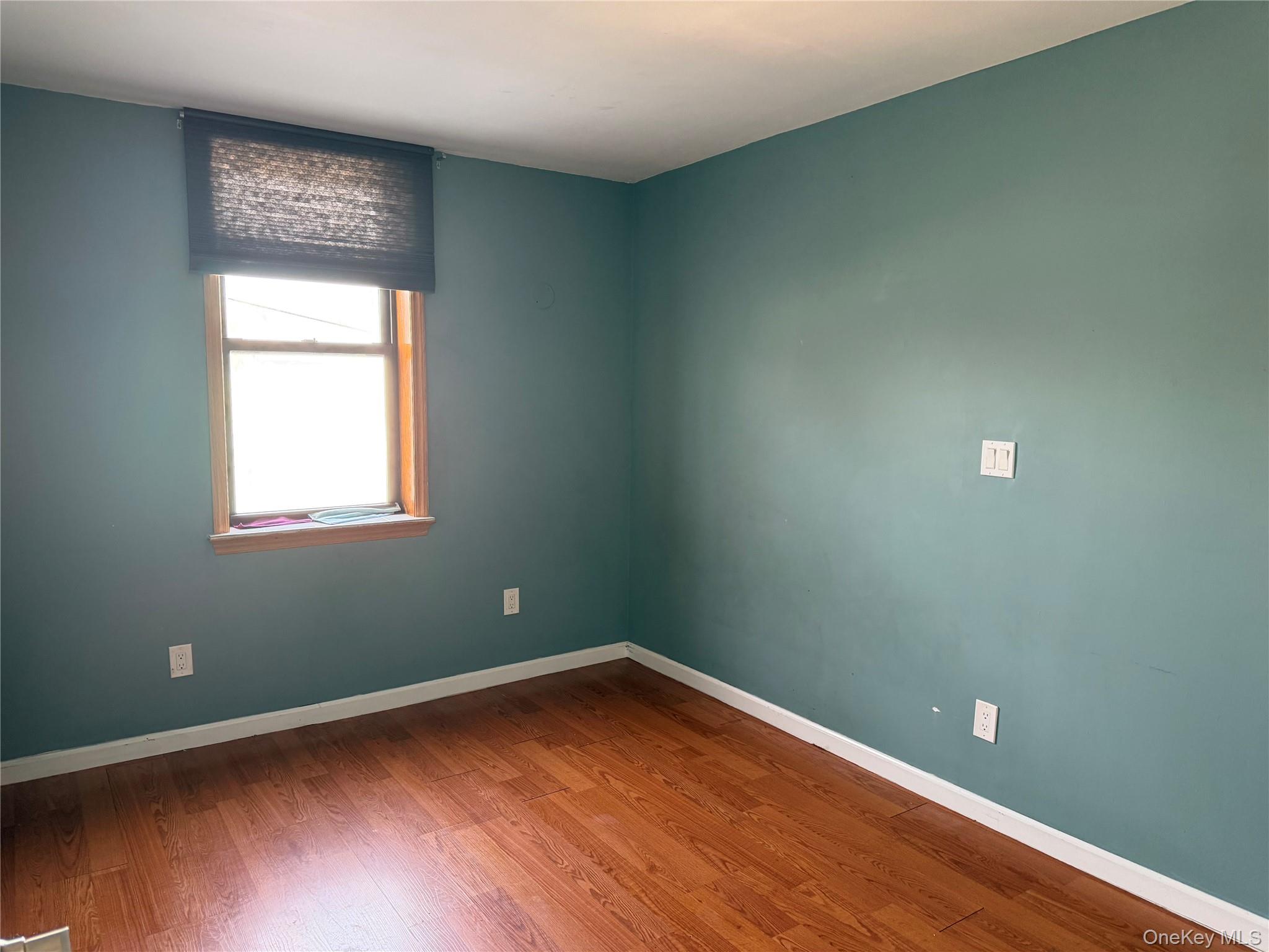 #9 photo, 49-04 69th Street, Куинс ‖ Woodside , NY 11377