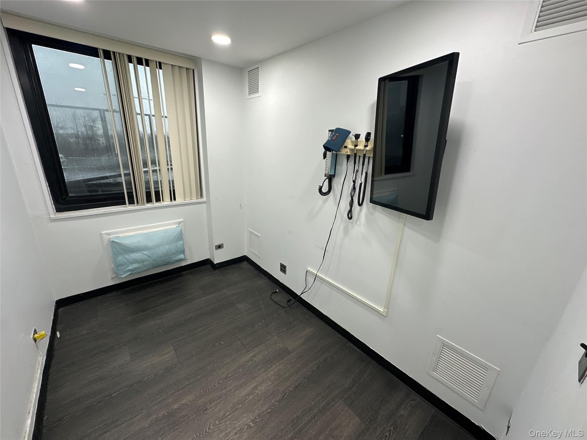 #1 photo, 711 Seagirt Avenue, Far Rockaway , NY 11691