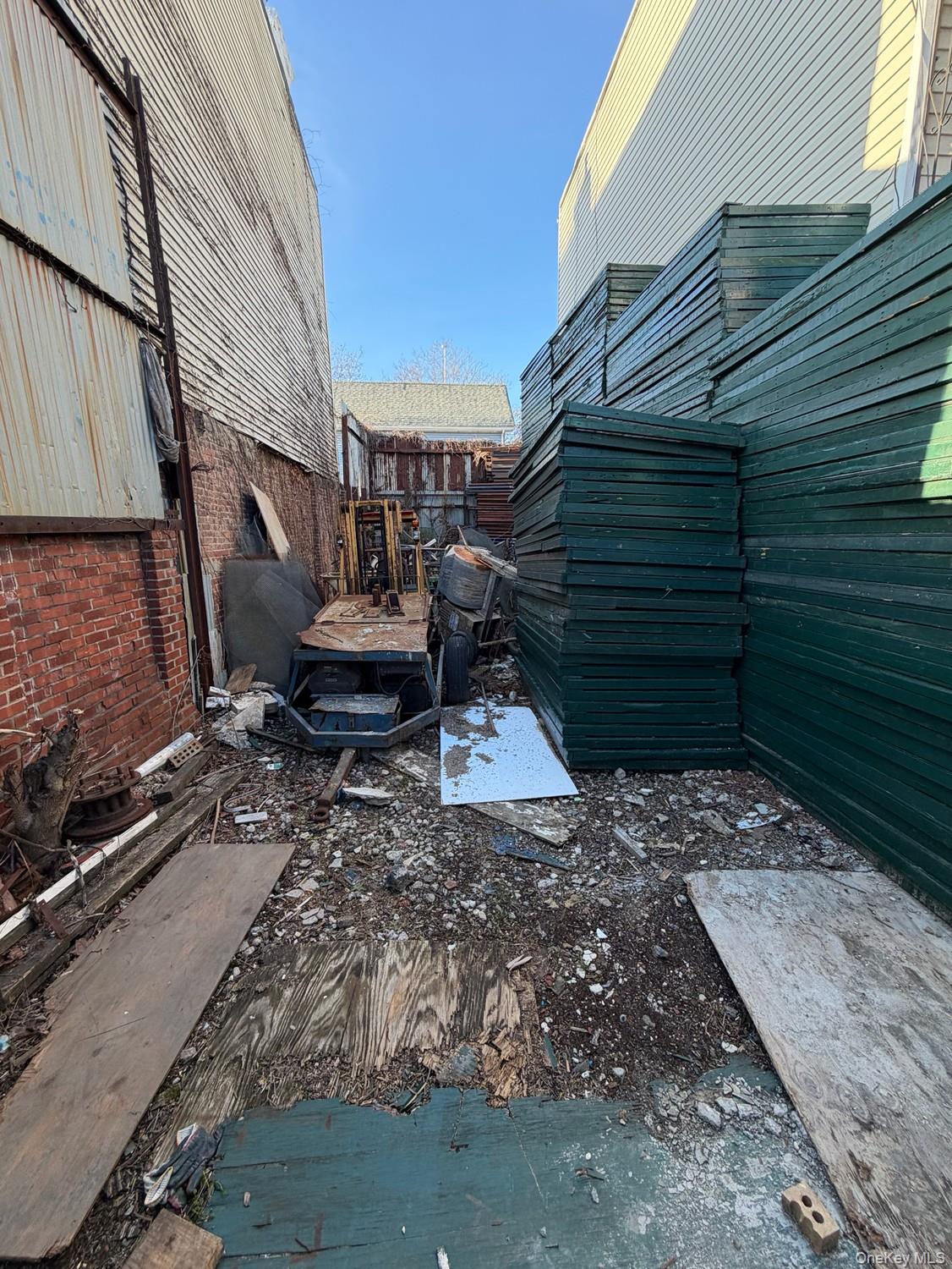 #6 photo, 442 E 175th Street, 布朗士 Bronx , NY 10457