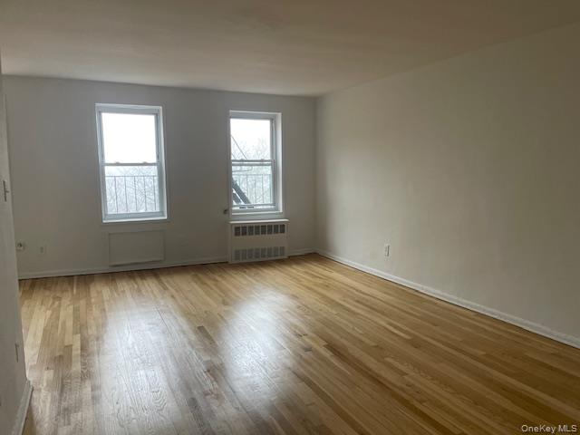 #6 photo, 833 Central Avenue, קווינס Far Rockaway , NY 11691