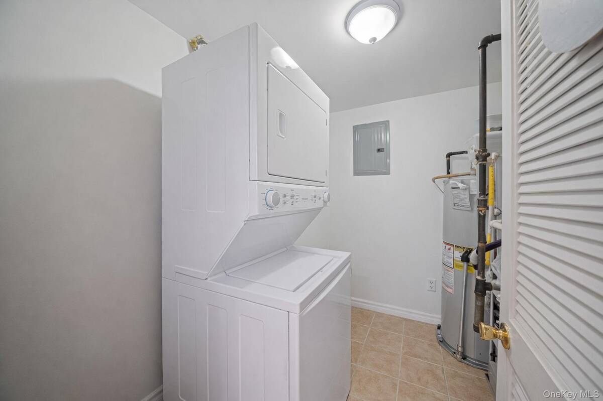 #12 photo, 474 Daryl Drive, Саффолк ‖ Medford , NY 11763