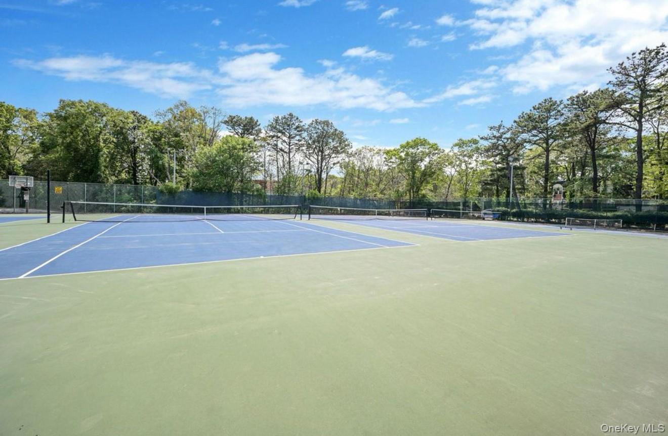 #29 photo, 474 Daryl Drive, Саффолк ‖ Medford , NY 11763