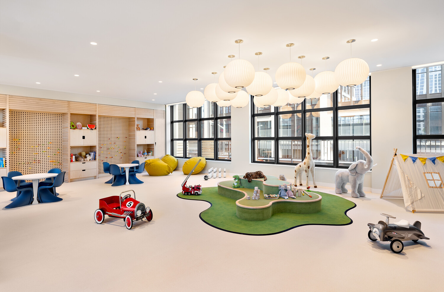 #14 photo, 29 HURON Street, Greenpoint , NY 11222