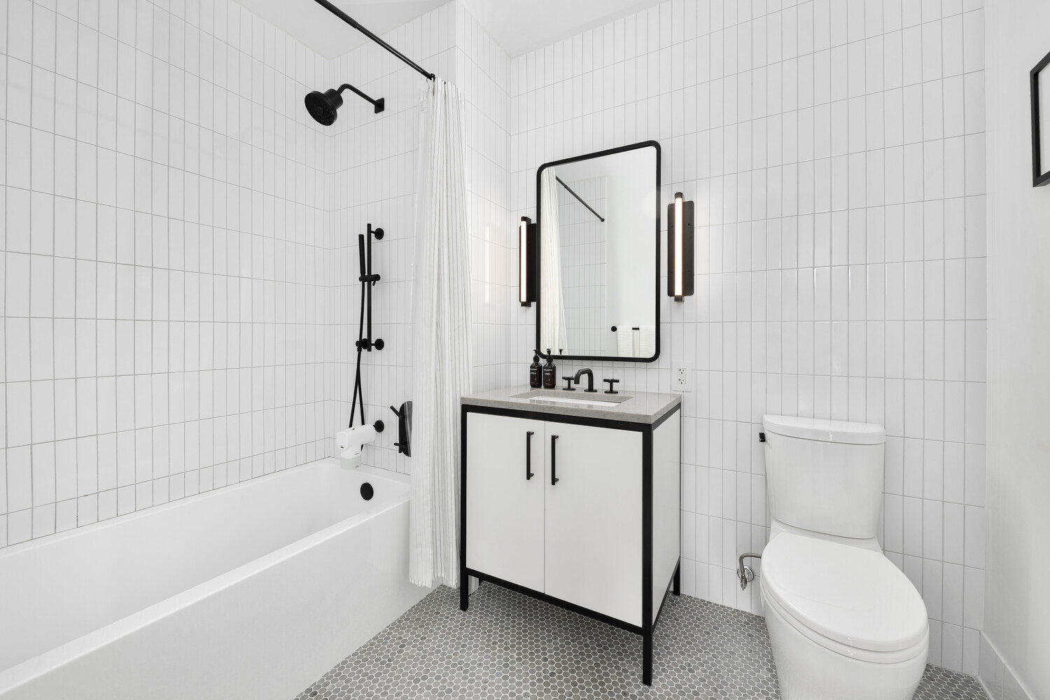 #8 photo, 29 HURON Street, Greenpoint , NY 11222