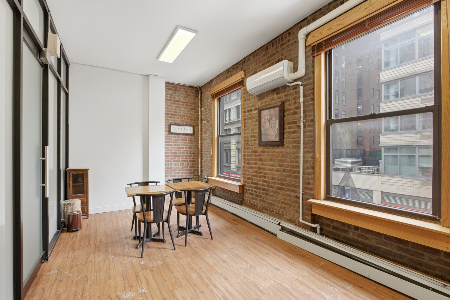 #8 photo, 816 6TH Avenue, NoMad , NY 10001