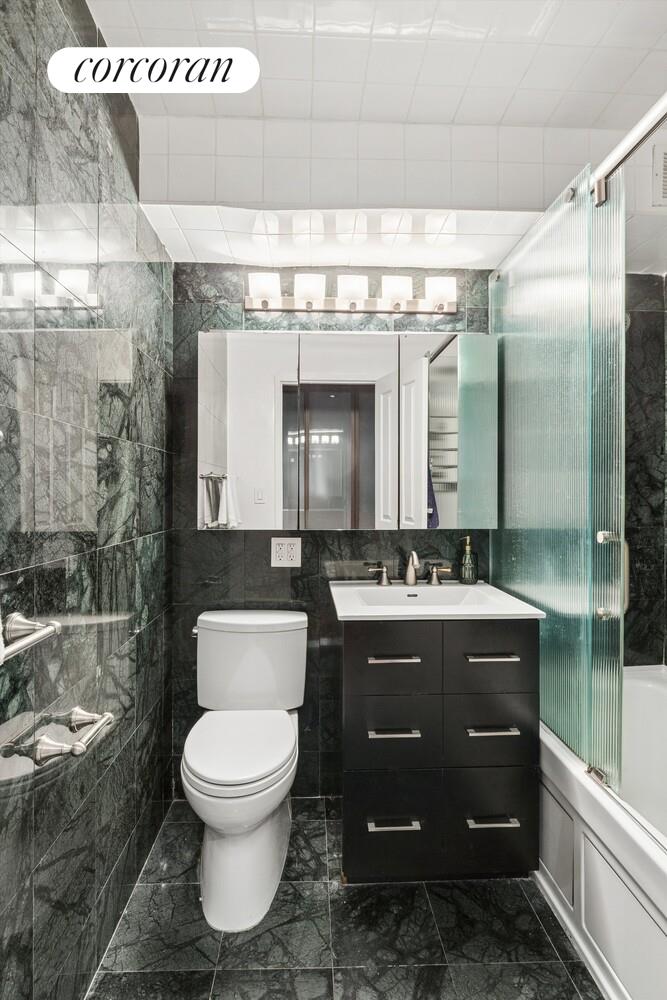 #9 photo, 3 SHERIDAN Square, West Village , NY 10014