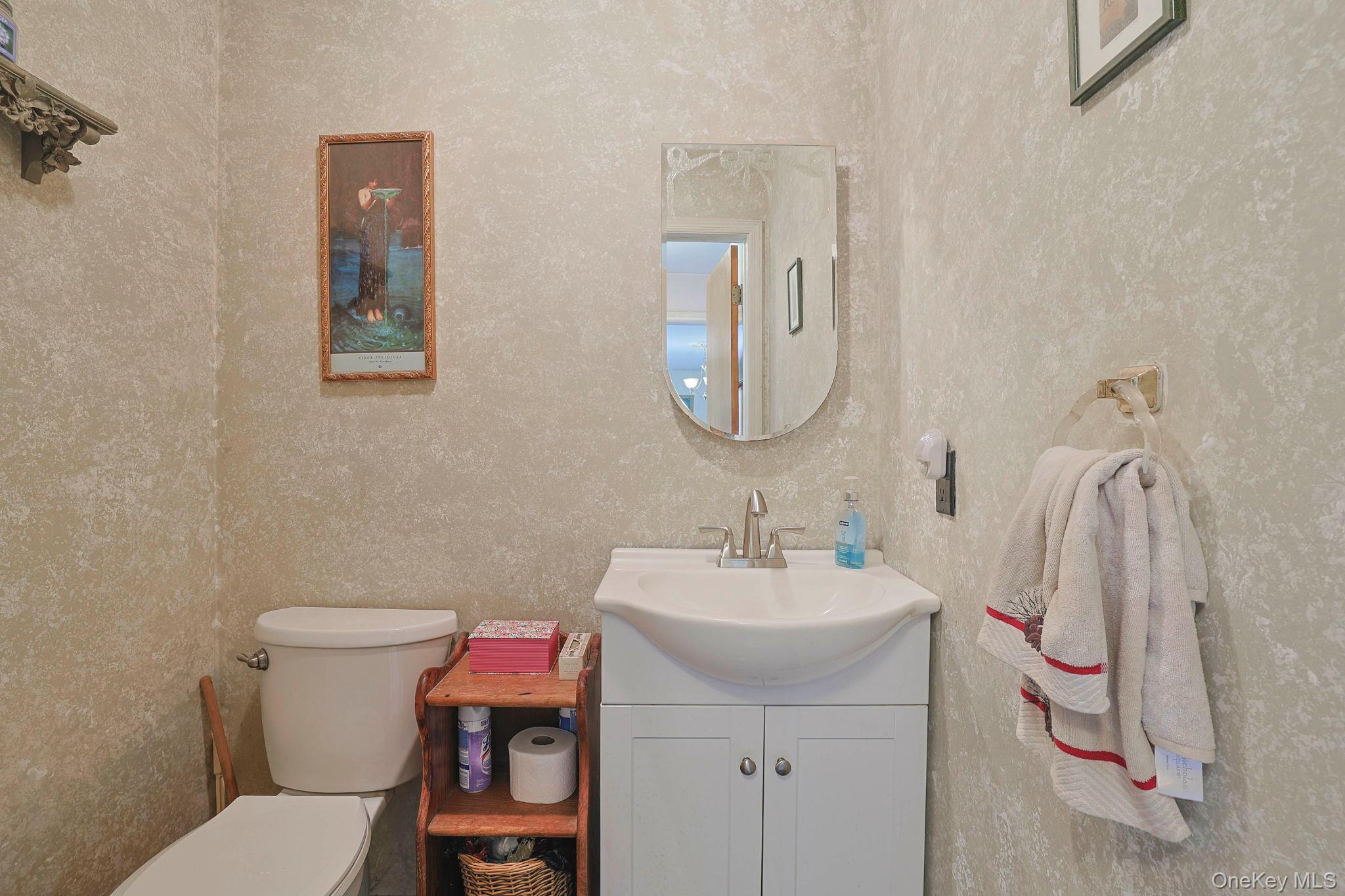 #10 photo, 2 Mohican Road, Newburgh , NY 12550