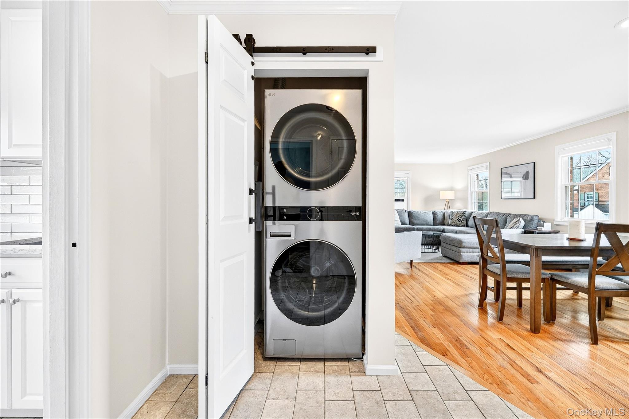 #16 photo, 66 Robins Crescent, New Rochelle , NY 10801