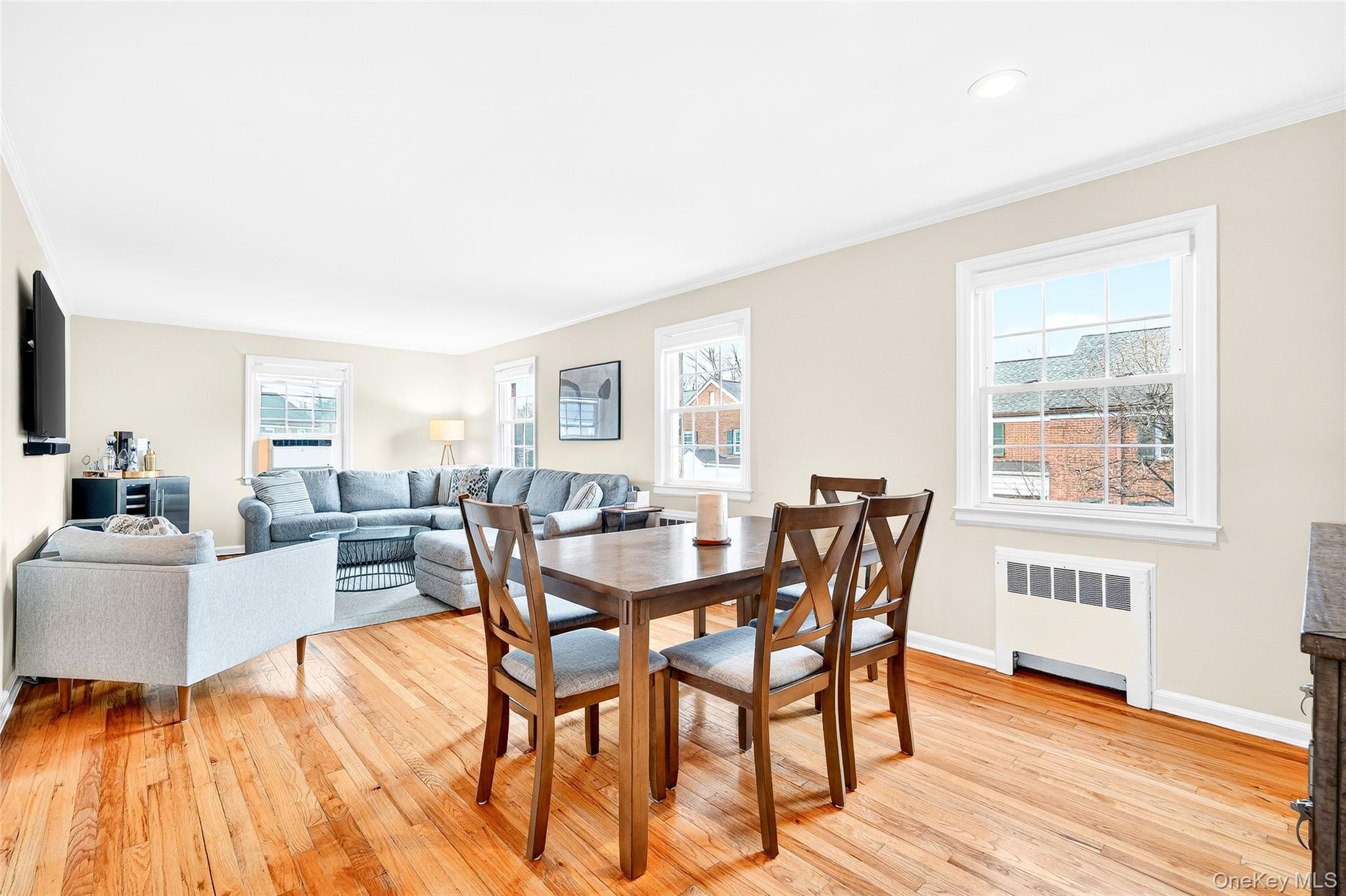 #9 photo, 66 Robins Crescent, New Rochelle , NY 10801