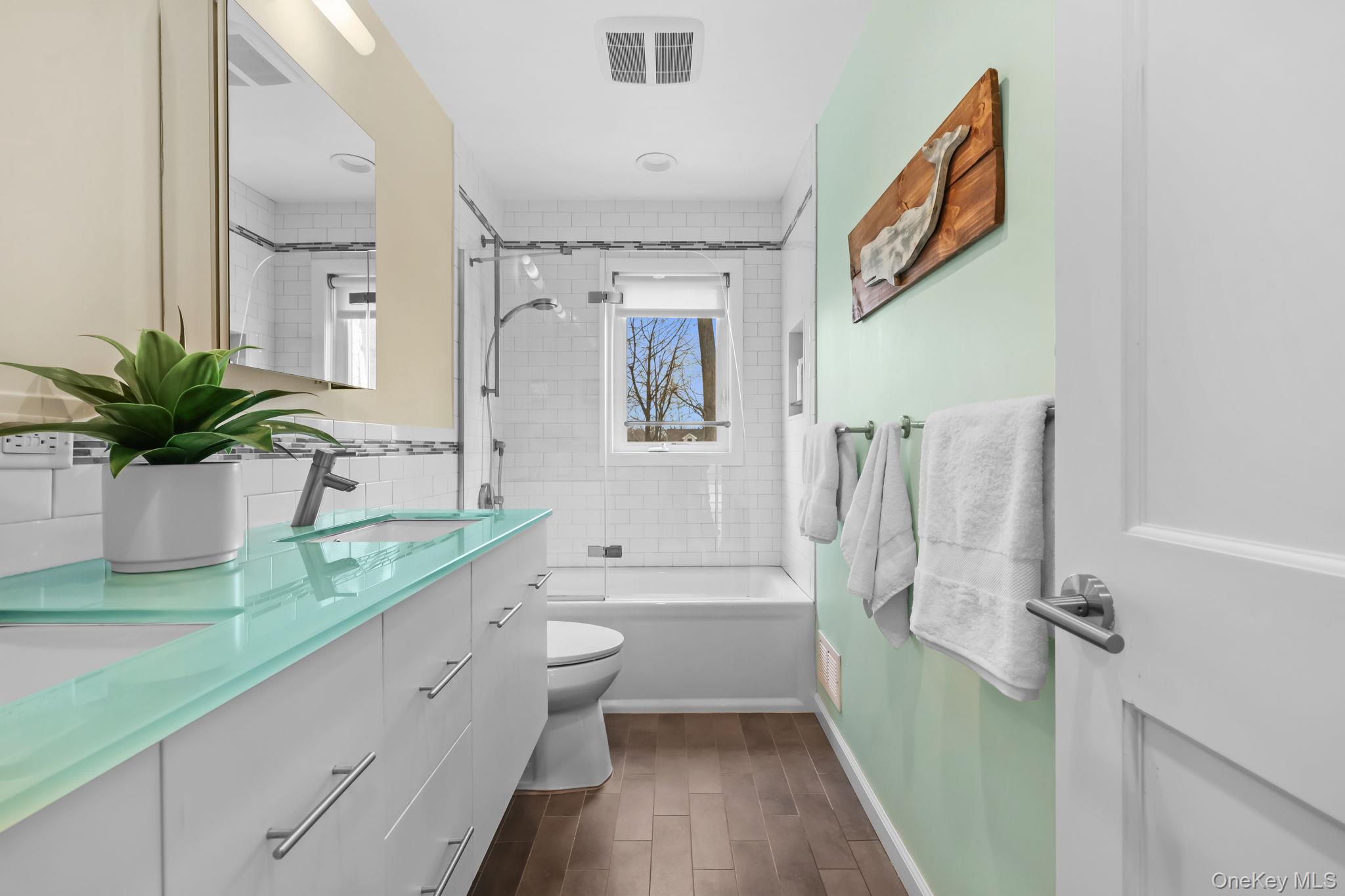 #17 photo, 6 Jason Lane, Mamaroneck , NY 10543