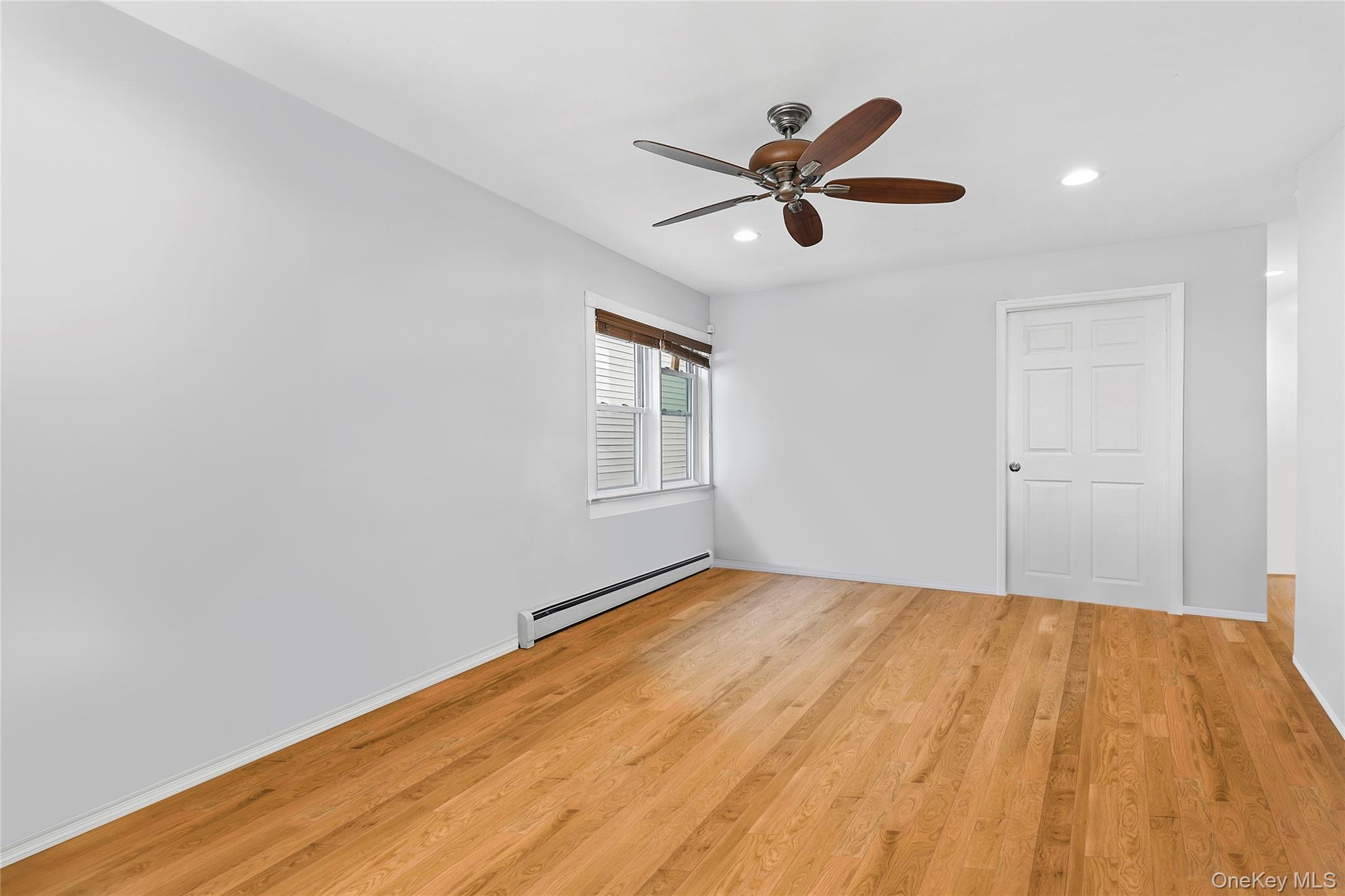 #3 photo, 103-12 113th Street, Richmond Hill S. , NY 11419