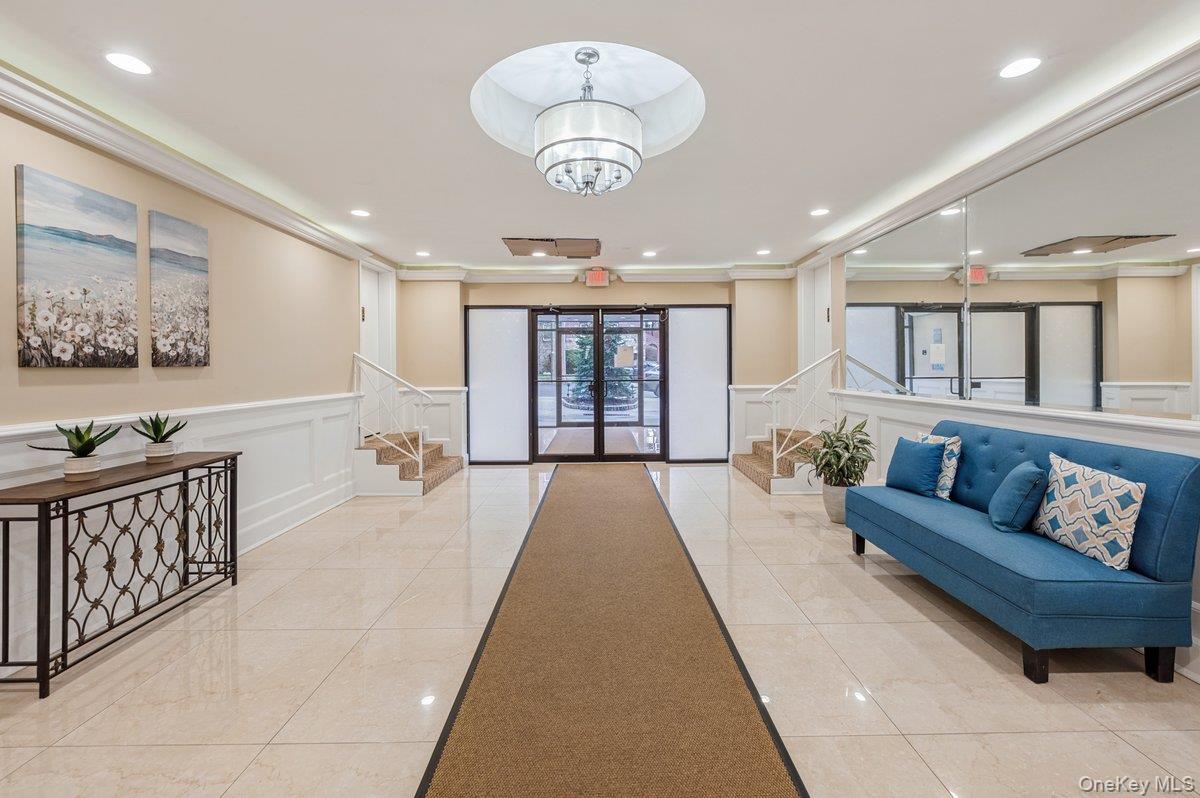 #18 photo, 1 Oakridge Place, Eastchester , NY 10709