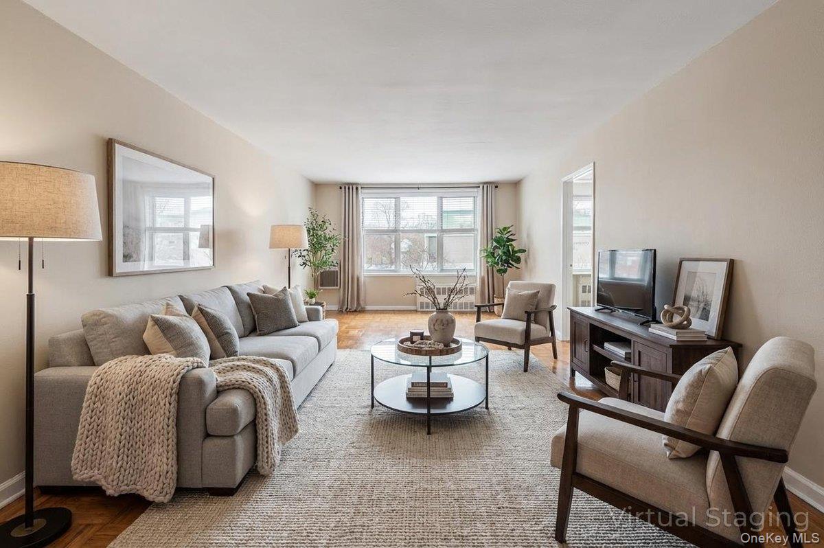 #4 photo, 1 Oakridge Place, Eastchester , NY 10709