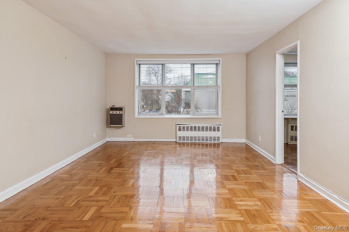 #5 photo, 1 Oakridge Place, Eastchester , NY 10709